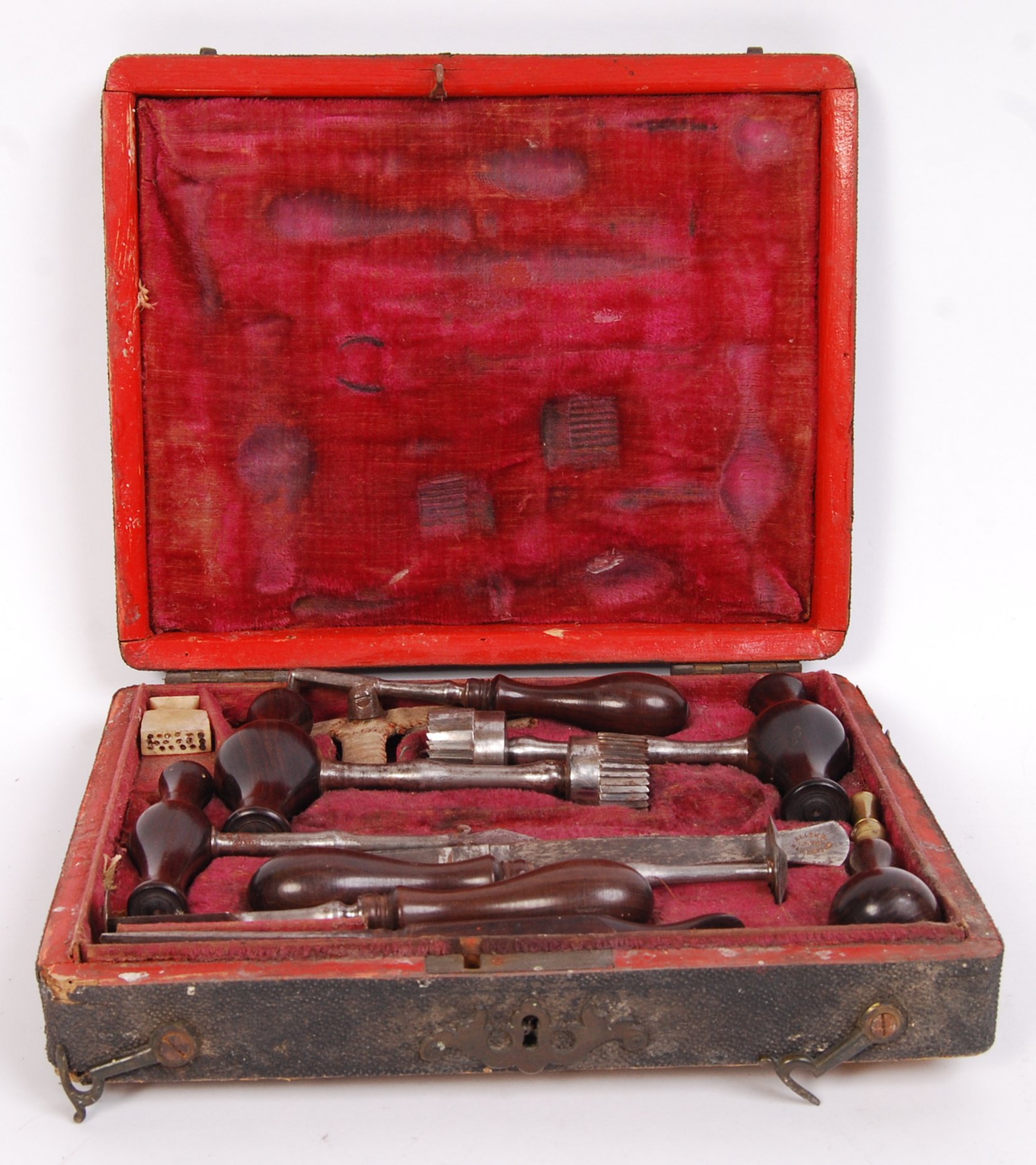 ANTIQUE NEUROSURGERY FIELD KIT