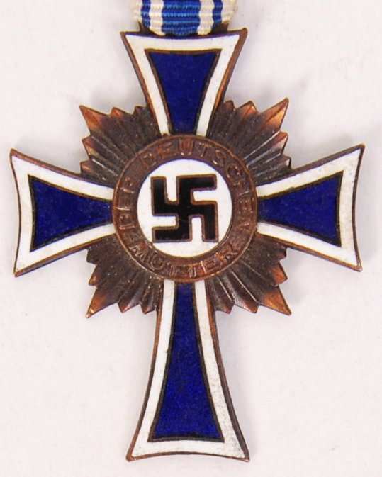 NAZI BRONZE MOTHERS CROSS - Image 2 of 3