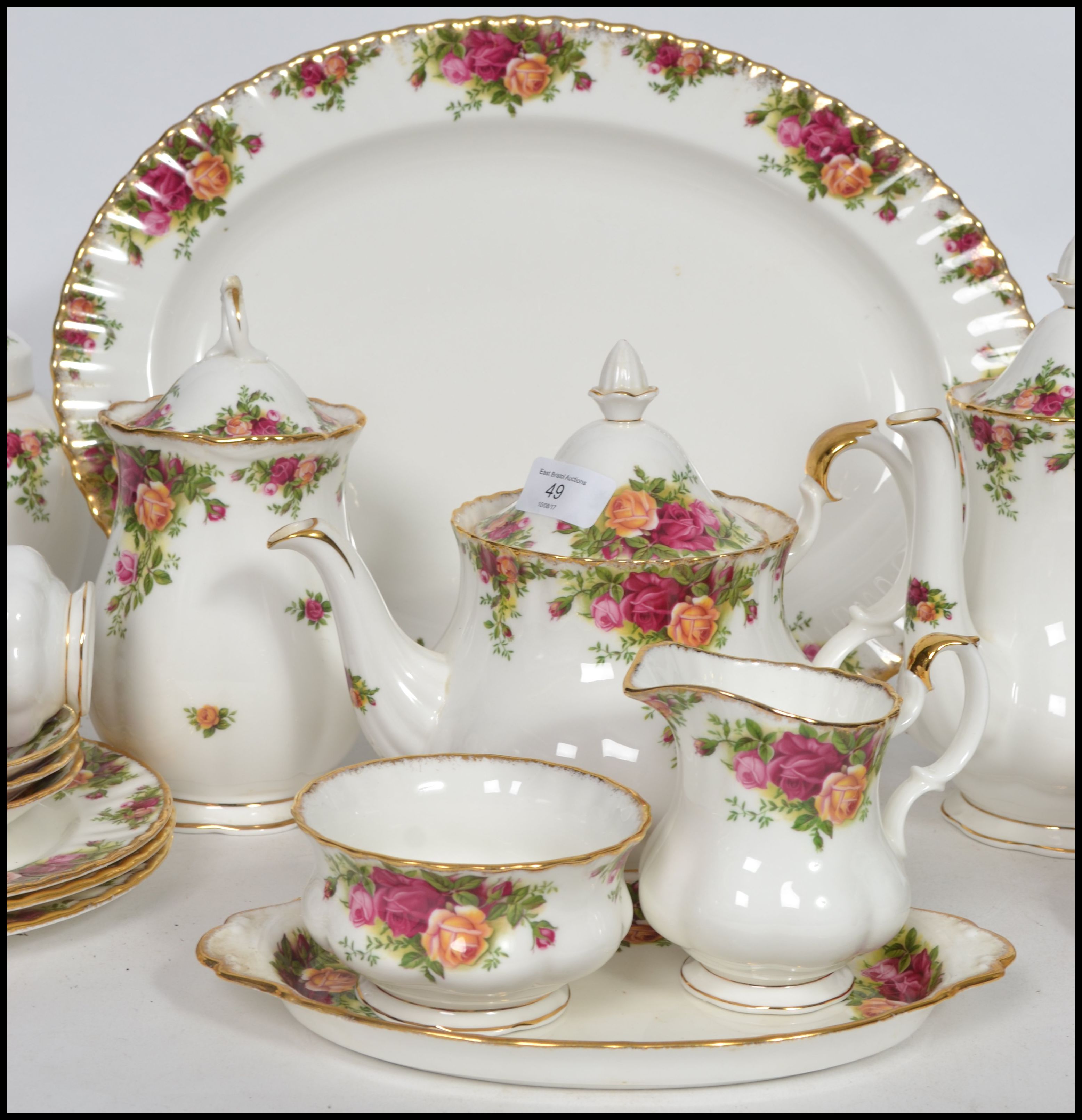 A vintage 20th century Royal Albert Old Country Roses part tea and dinner service consisting of - Image 4 of 12