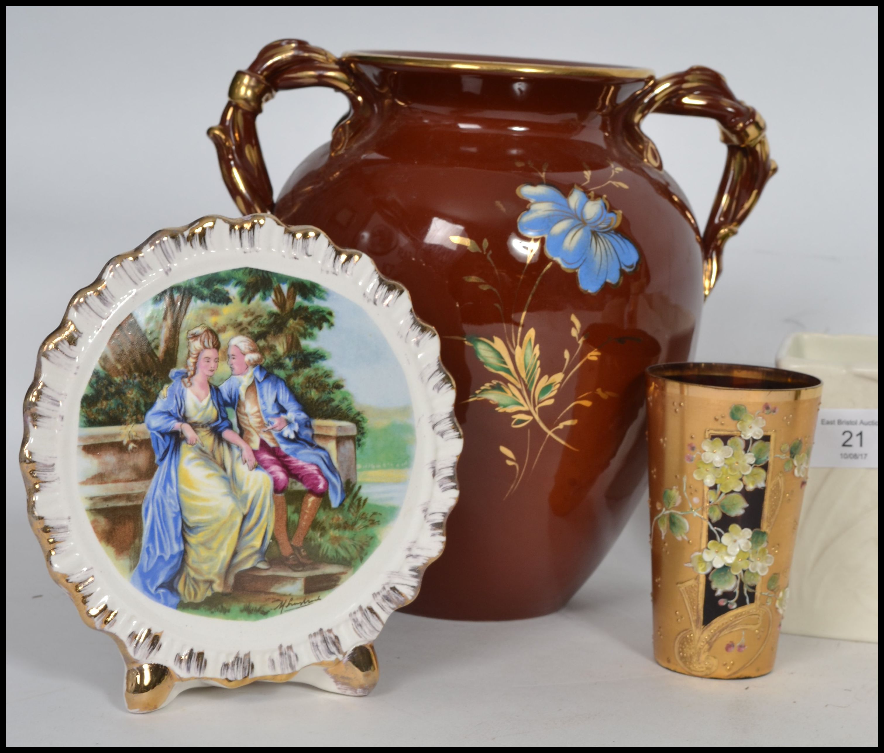 A good group of vintage ceramics to include a Thorens musical tankard, a Spode planter K813, a - Image 2 of 16