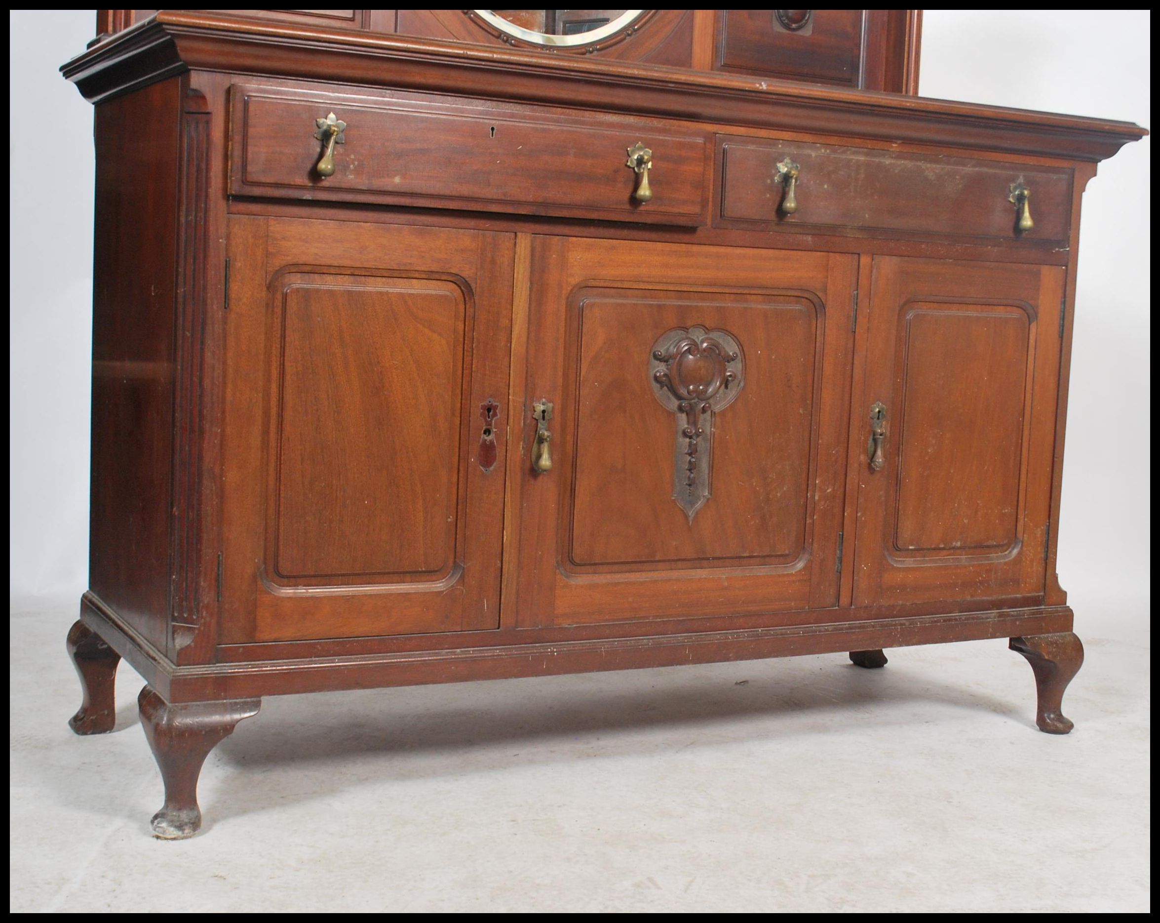 An Edwardian large mahogany mirror back sideboard - Image 3 of 7