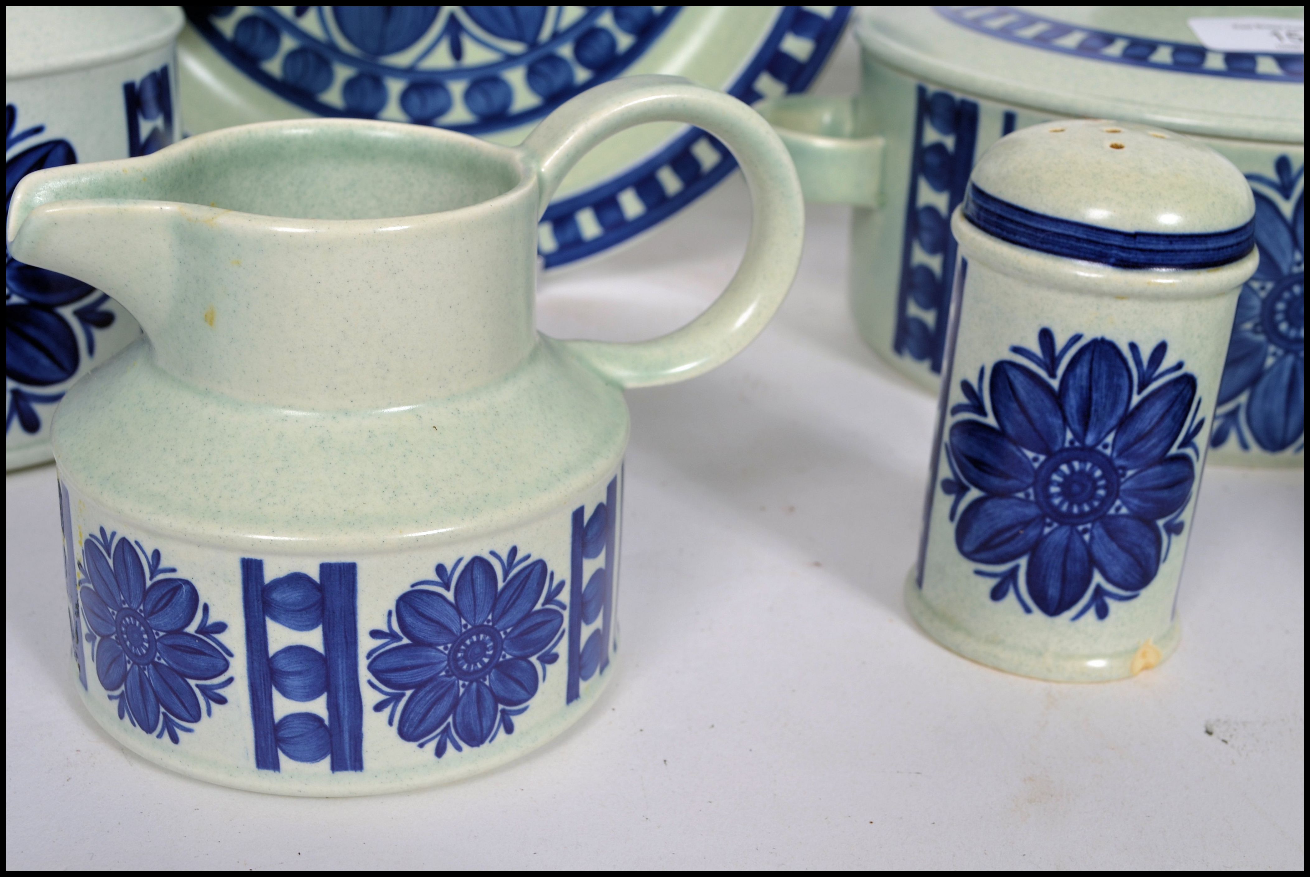 A retro 20th century part dinner and tea service by Midwinter in the Stonehenge pattern finished - Image 5 of 7