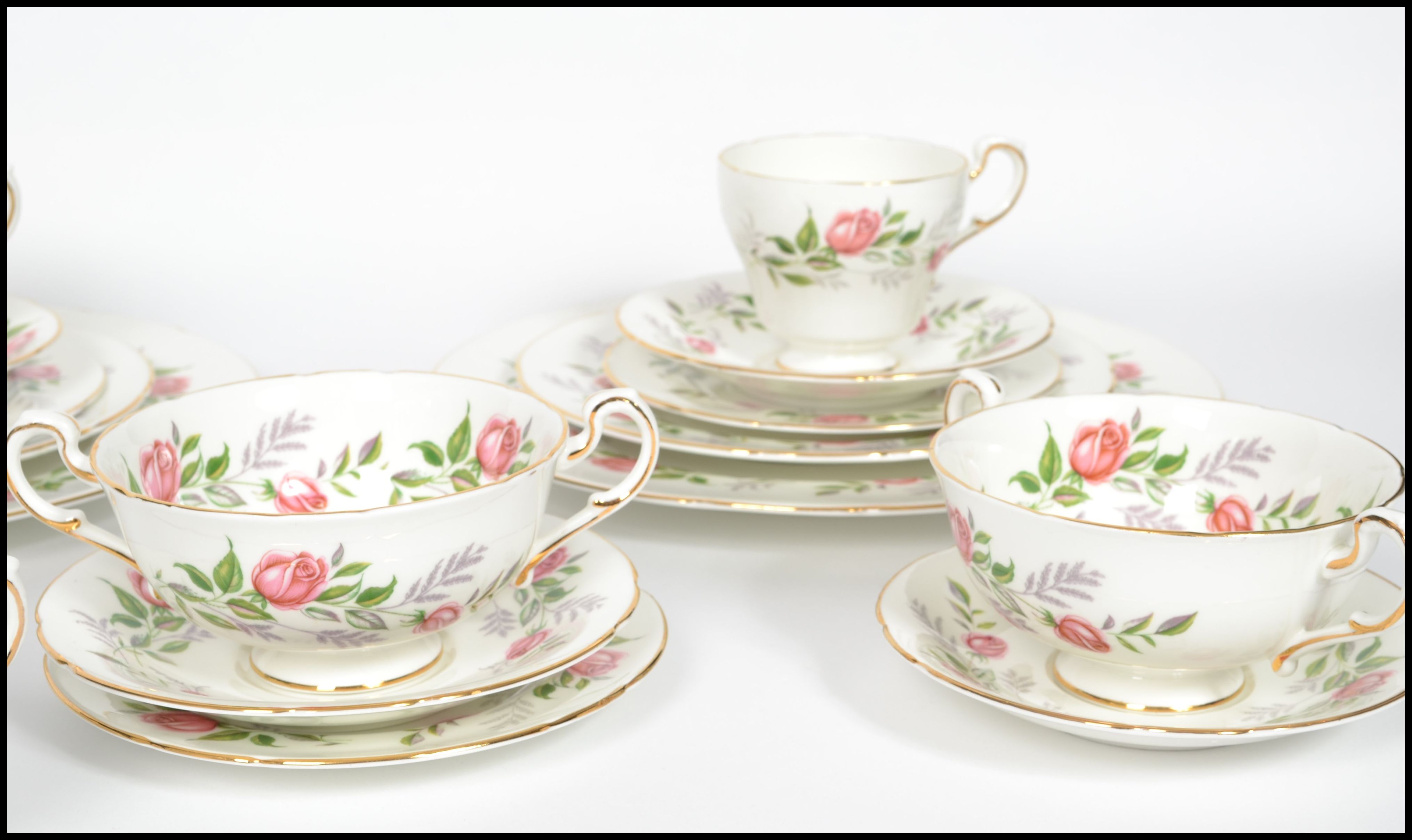 A vintage 20th century chintzy pattern part tea, soup and dinner service by Paragon in the fragrance - Image 3 of 9