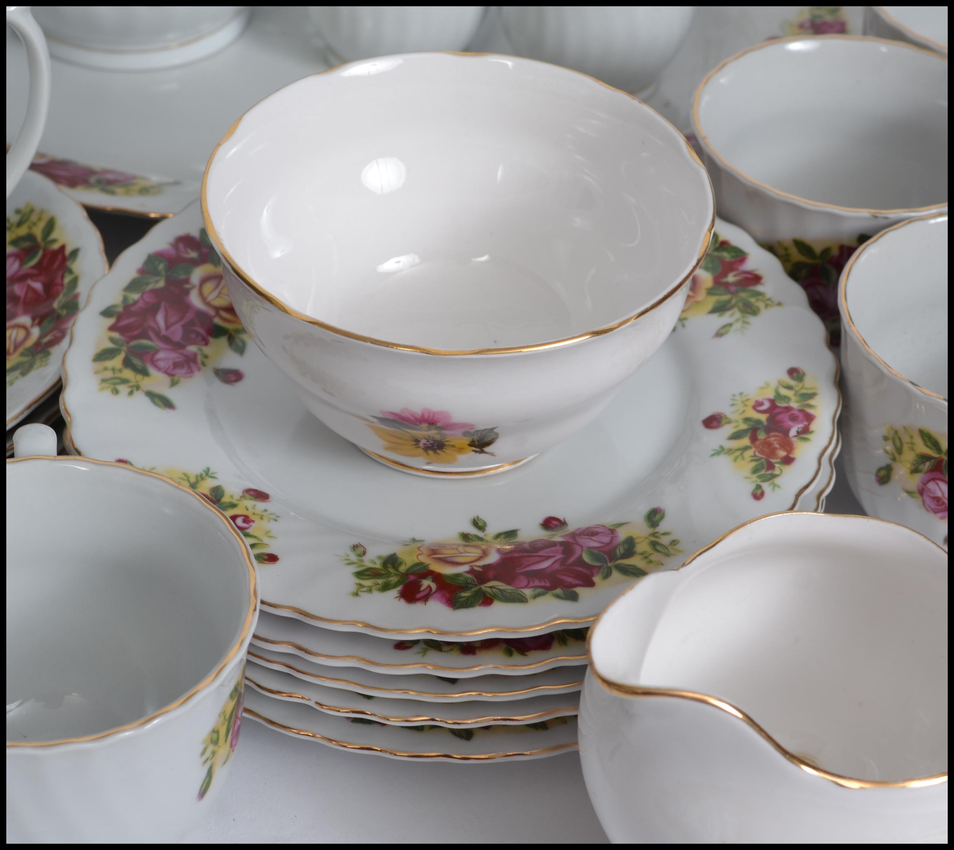 An extensive bone China tea service by Royal Norfo - Bild 3 aus 16