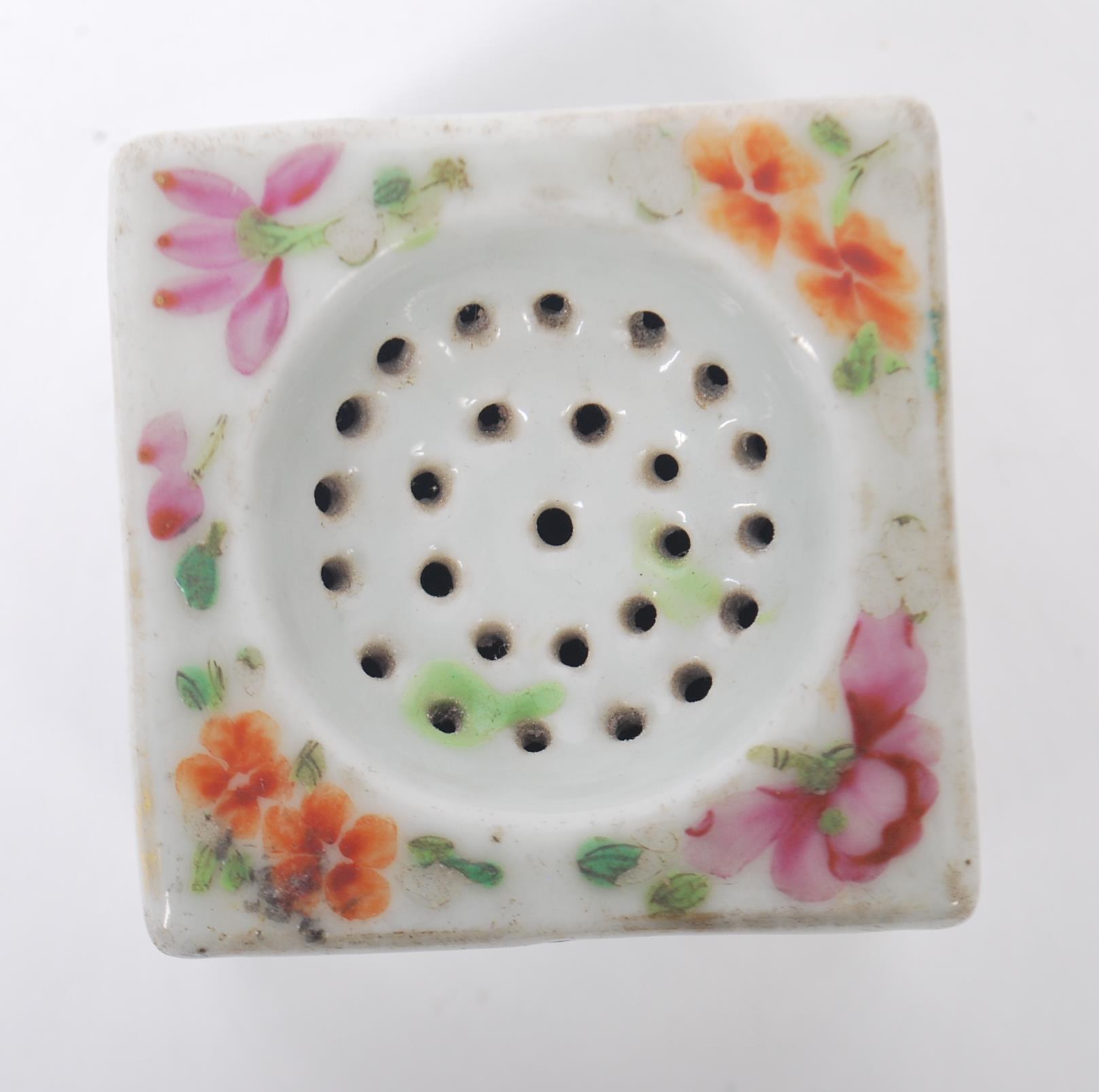 A believed 19th century Oriental ceramic Guangxu famille butterfly pattern incense burner? of cube - Image 5 of 5