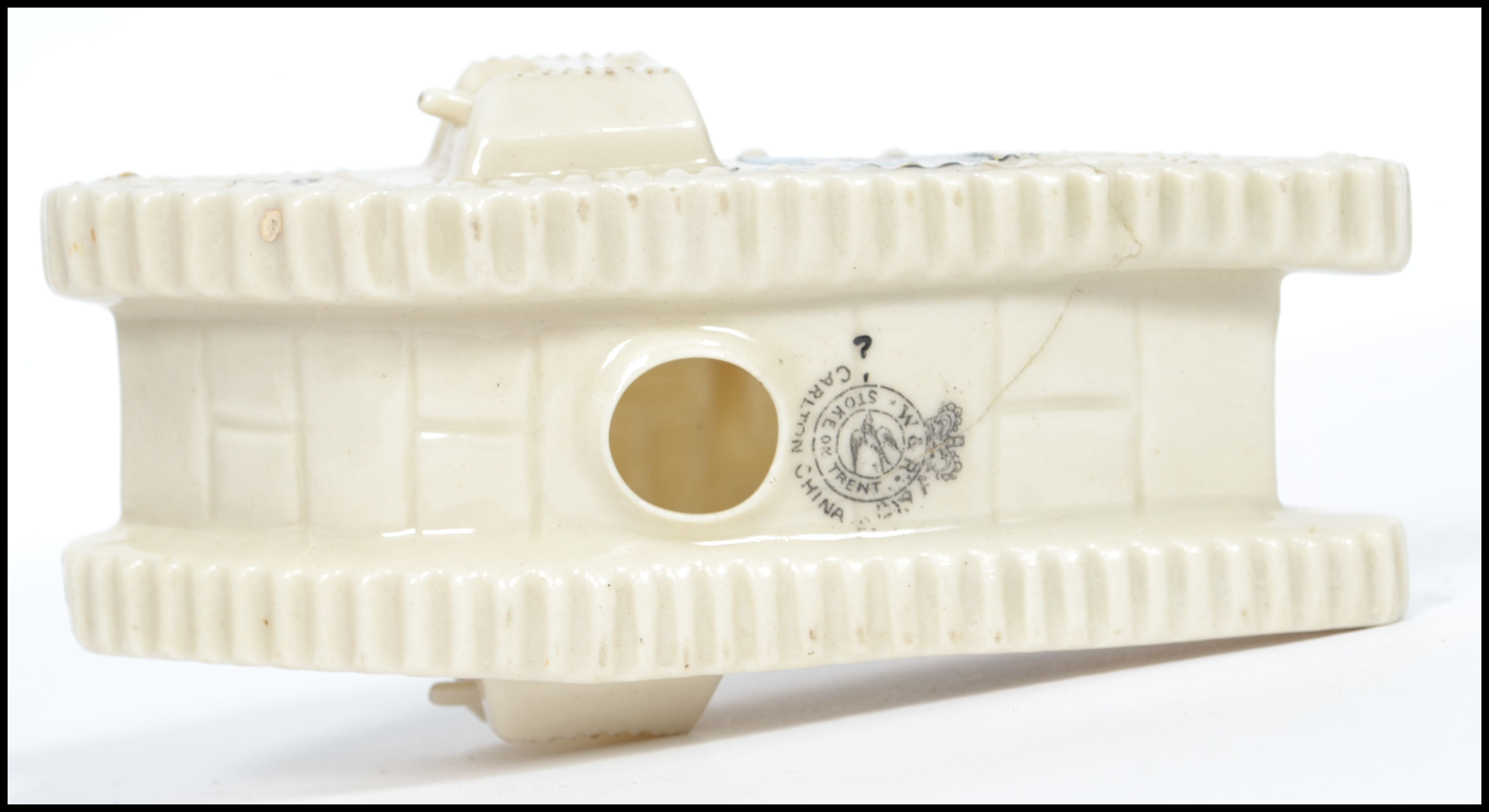 An early 20th century crested ware First World War WWI tank by Carlton China bearing crest for - Image 6 of 7