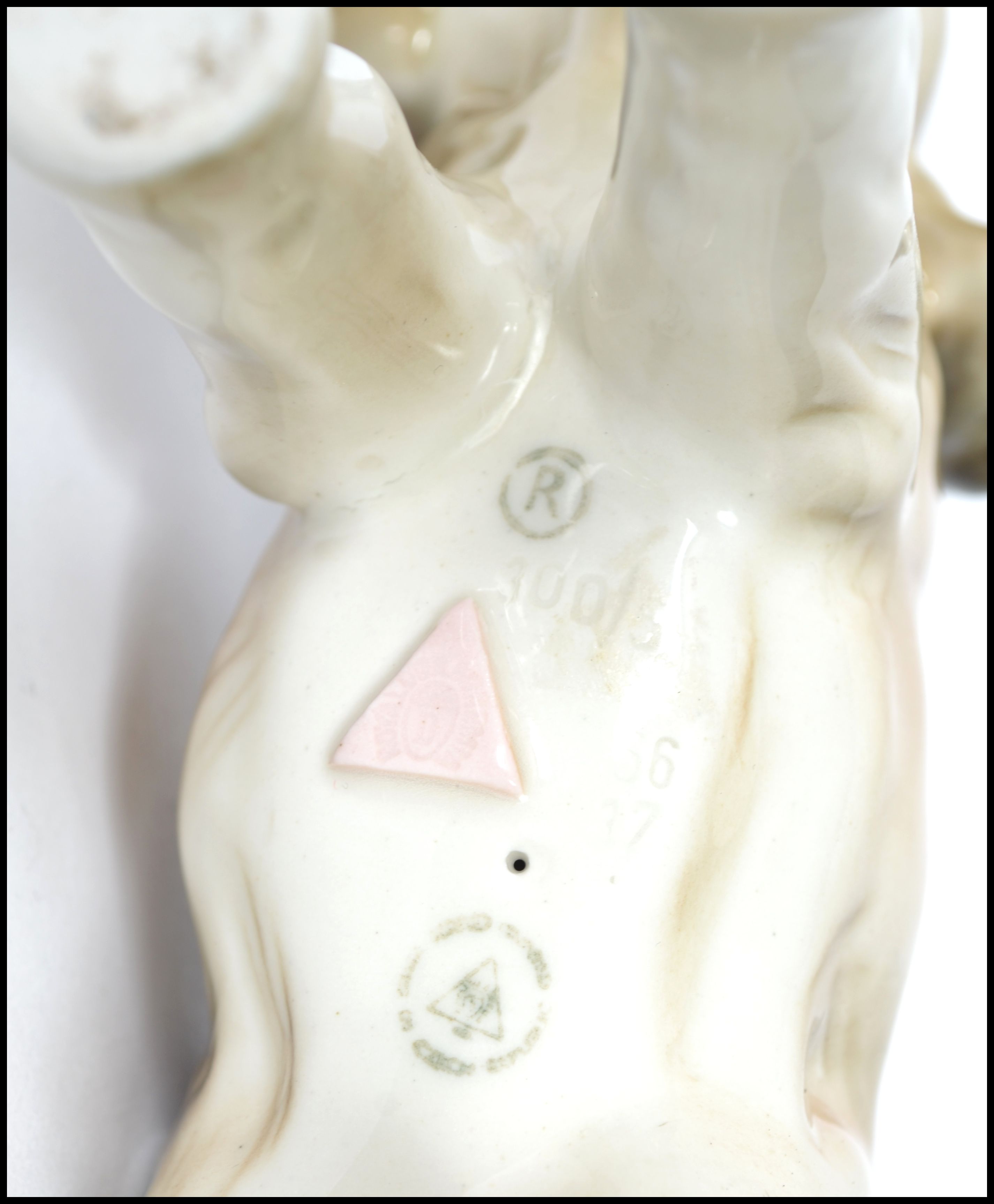 A graduating set of three Royal Dux ceramic elephants with applied pink lozenges to base. The - Image 5 of 8