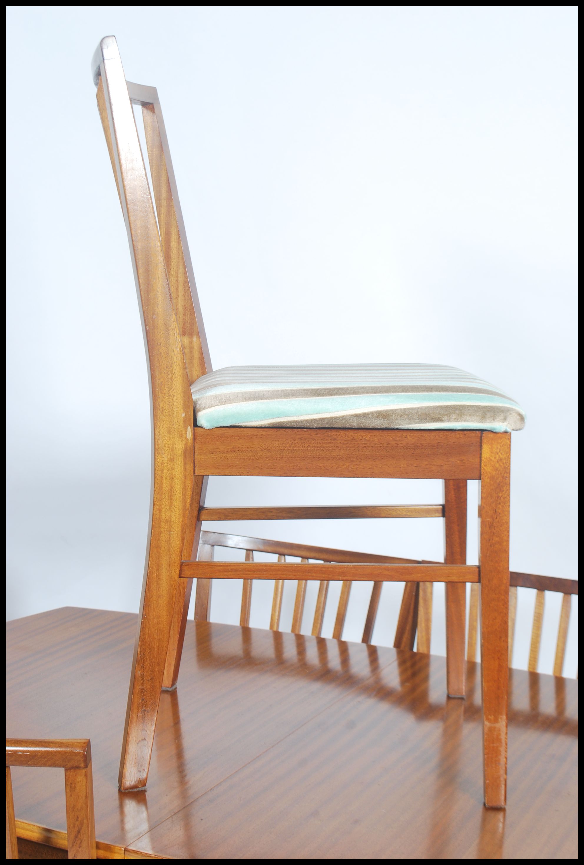 A good mid century / 1950's  dining table and chairs suite by Pete Hayward for Vanson. The extending - Image 5 of 6