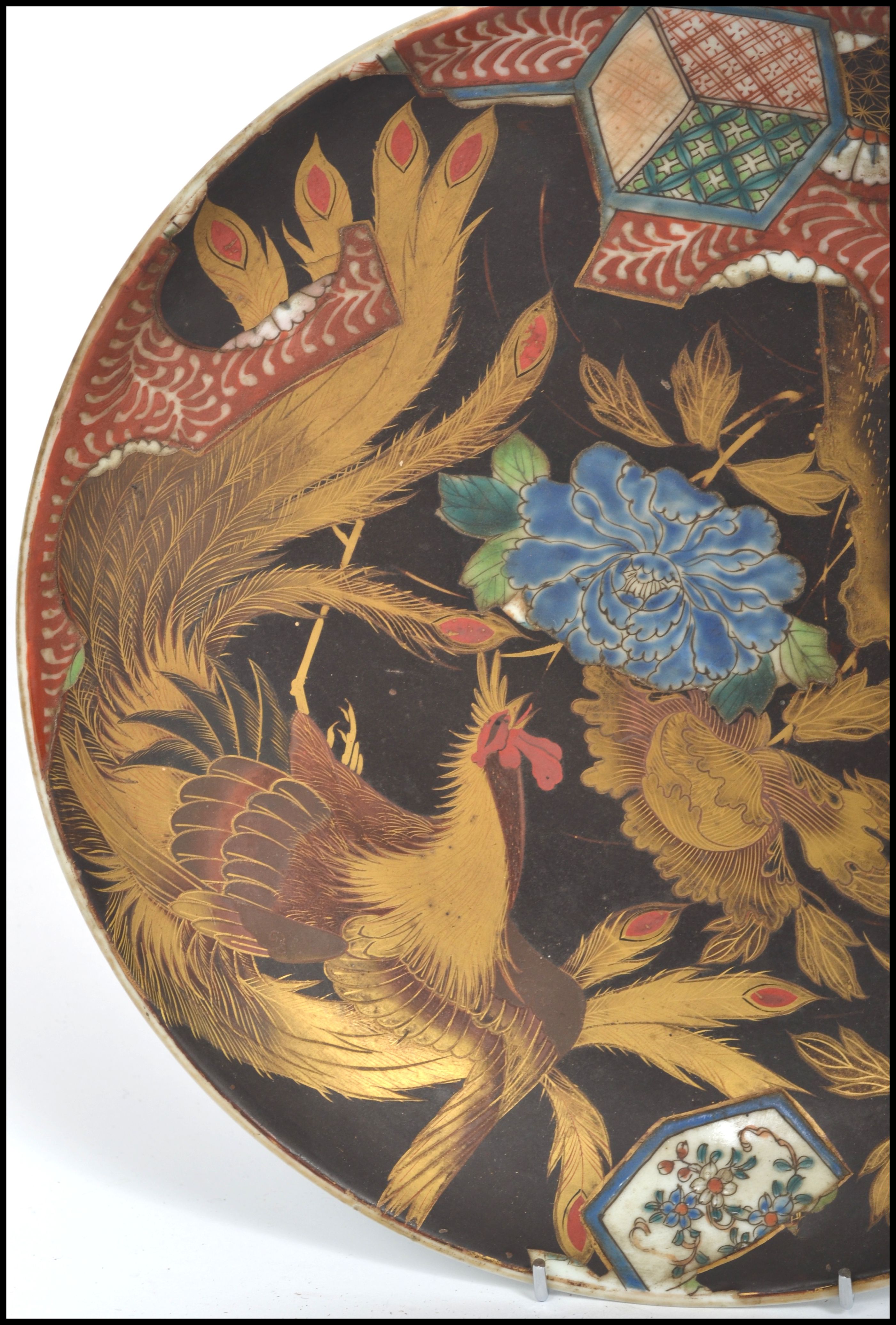 A stunning 18th century Japanese Imari cabinet pla - Image 2 of 5