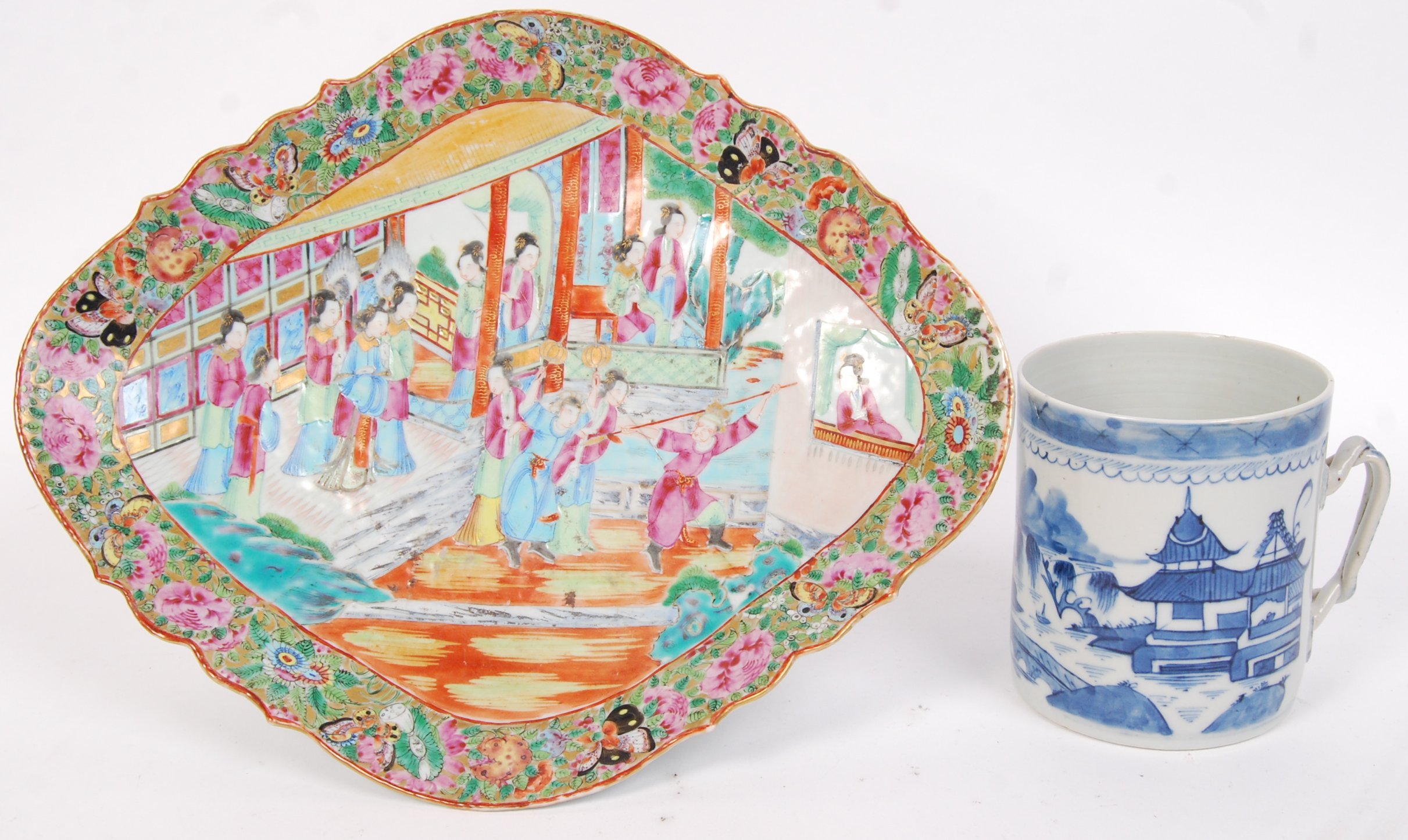 An antique 19th century Chinese Cantonese famille rose hand painted diamond shaped dish, featuring a