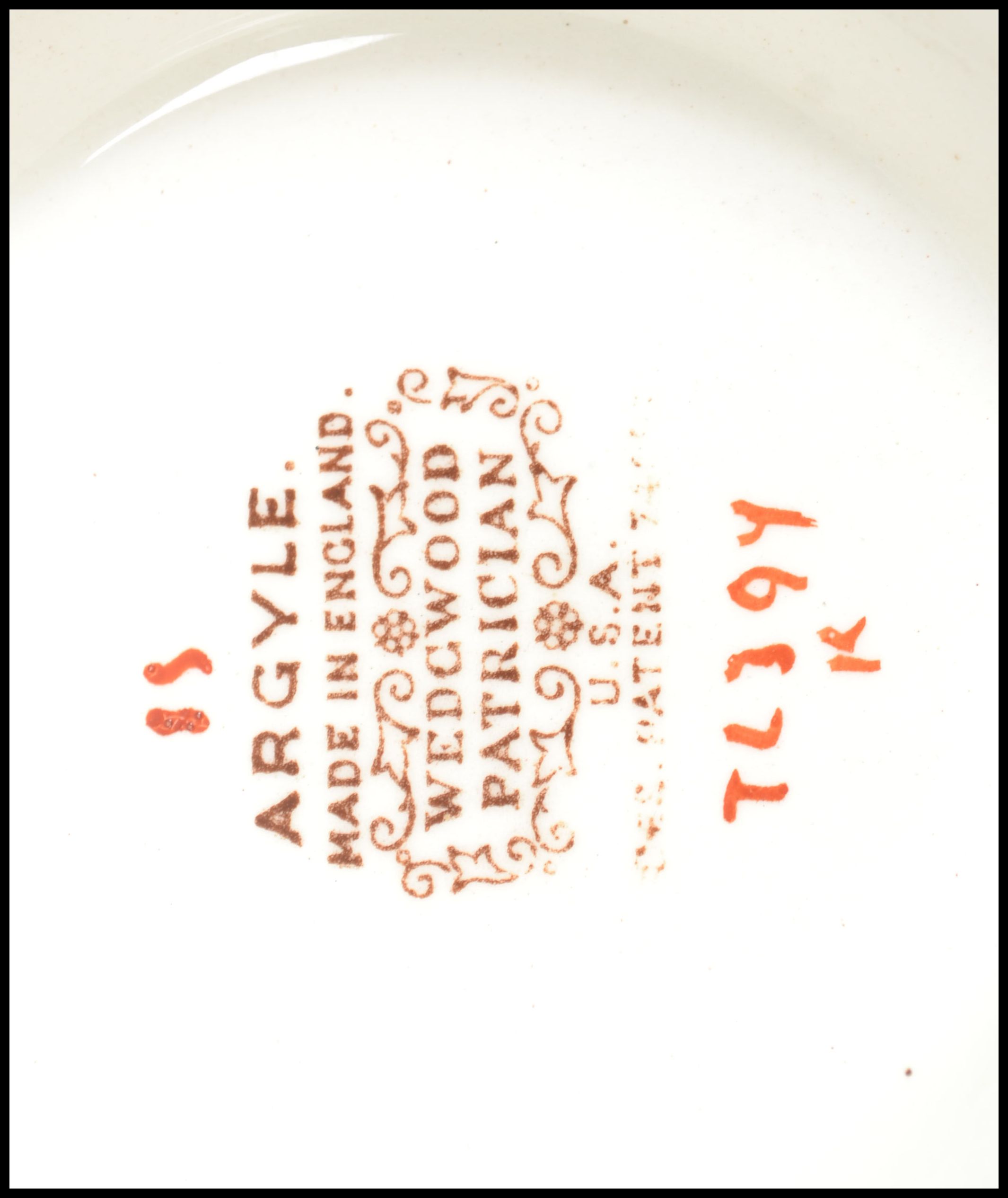 An extensive Wedgwood Patrician ' Argyle ' pattern to consist of plates of various sizes, soup - Image 8 of 8