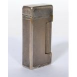 A vintage 20th century Dunhill lighter having an e