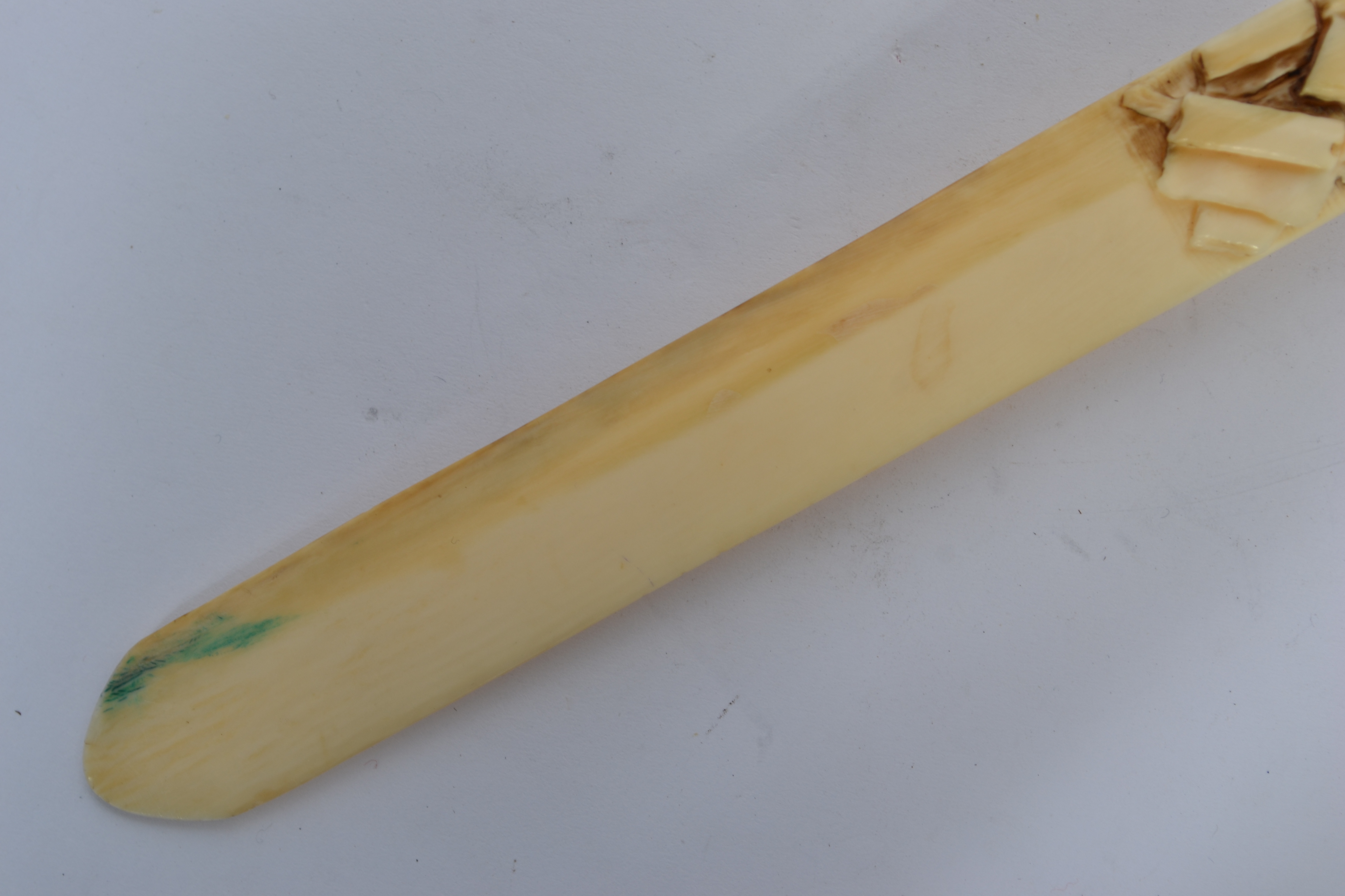 A 19th century Dieppe ivory carved letter opener / - Image 3 of 6