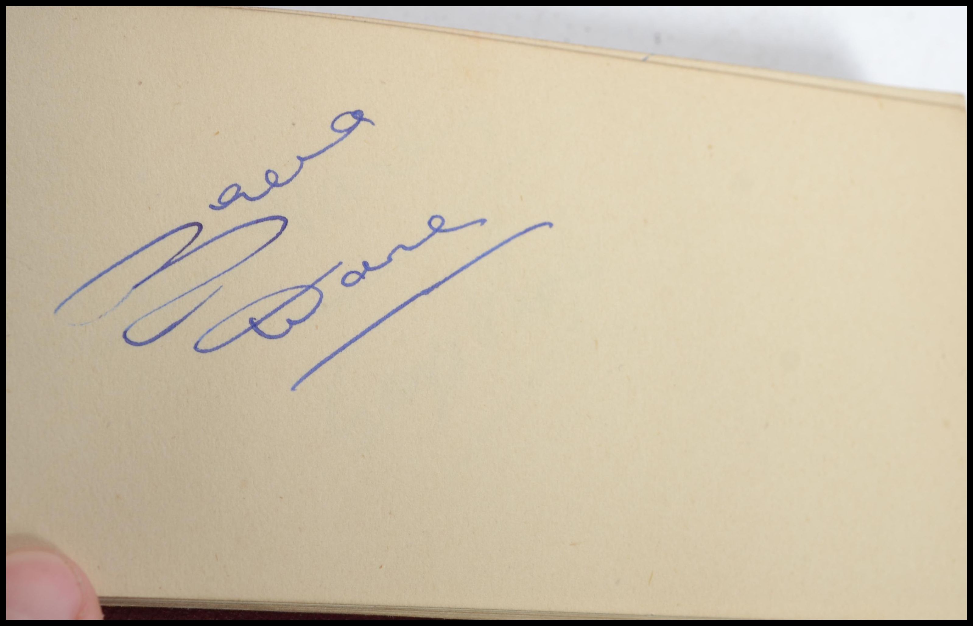Autograph Book; a good likely c1940's autograph book - featuring many stars of film / radio. Most - Image 9 of 23