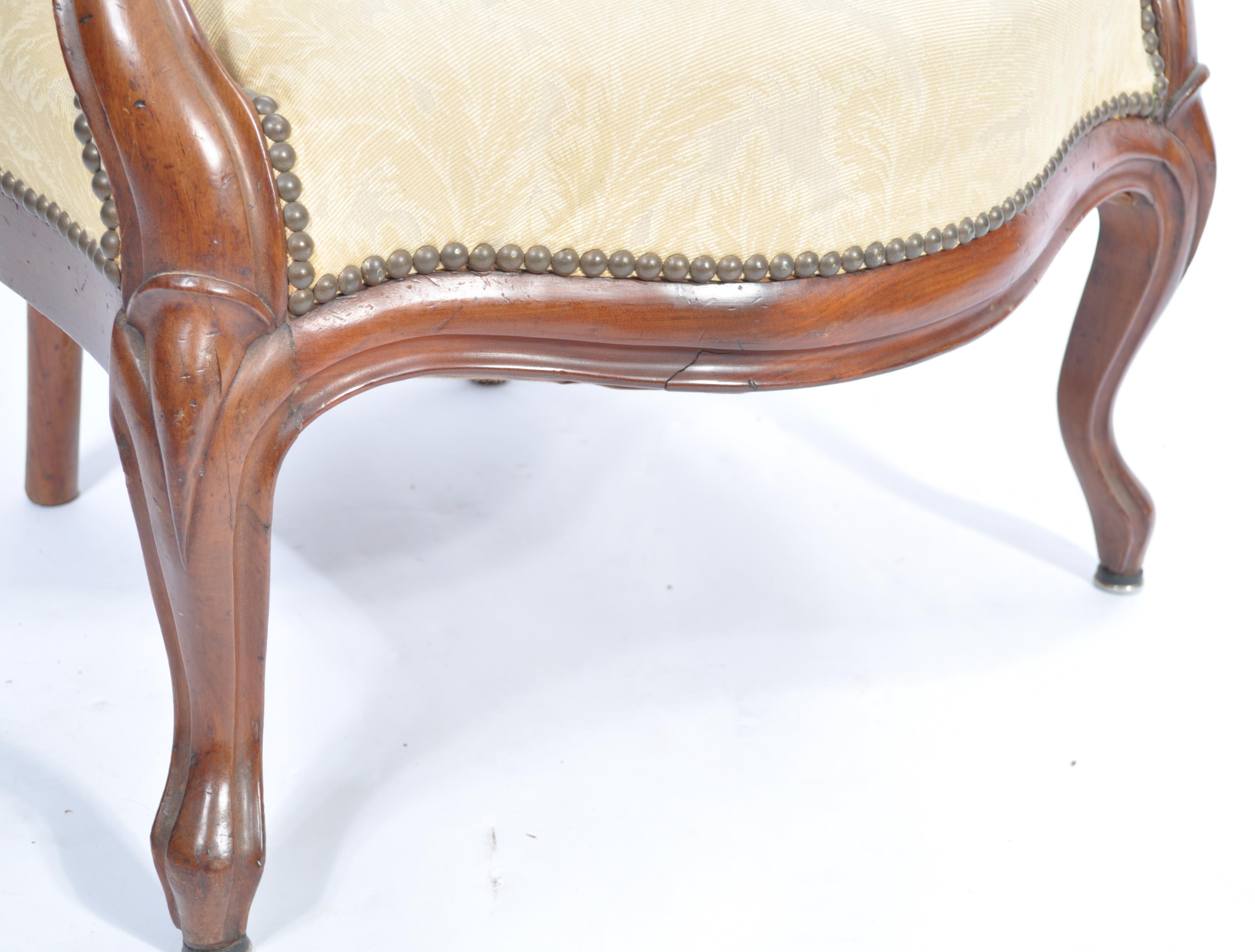 A good 19th century French mahogany fauteuil armchair. Raised on shaped cabriole legs with - Image 4 of 7