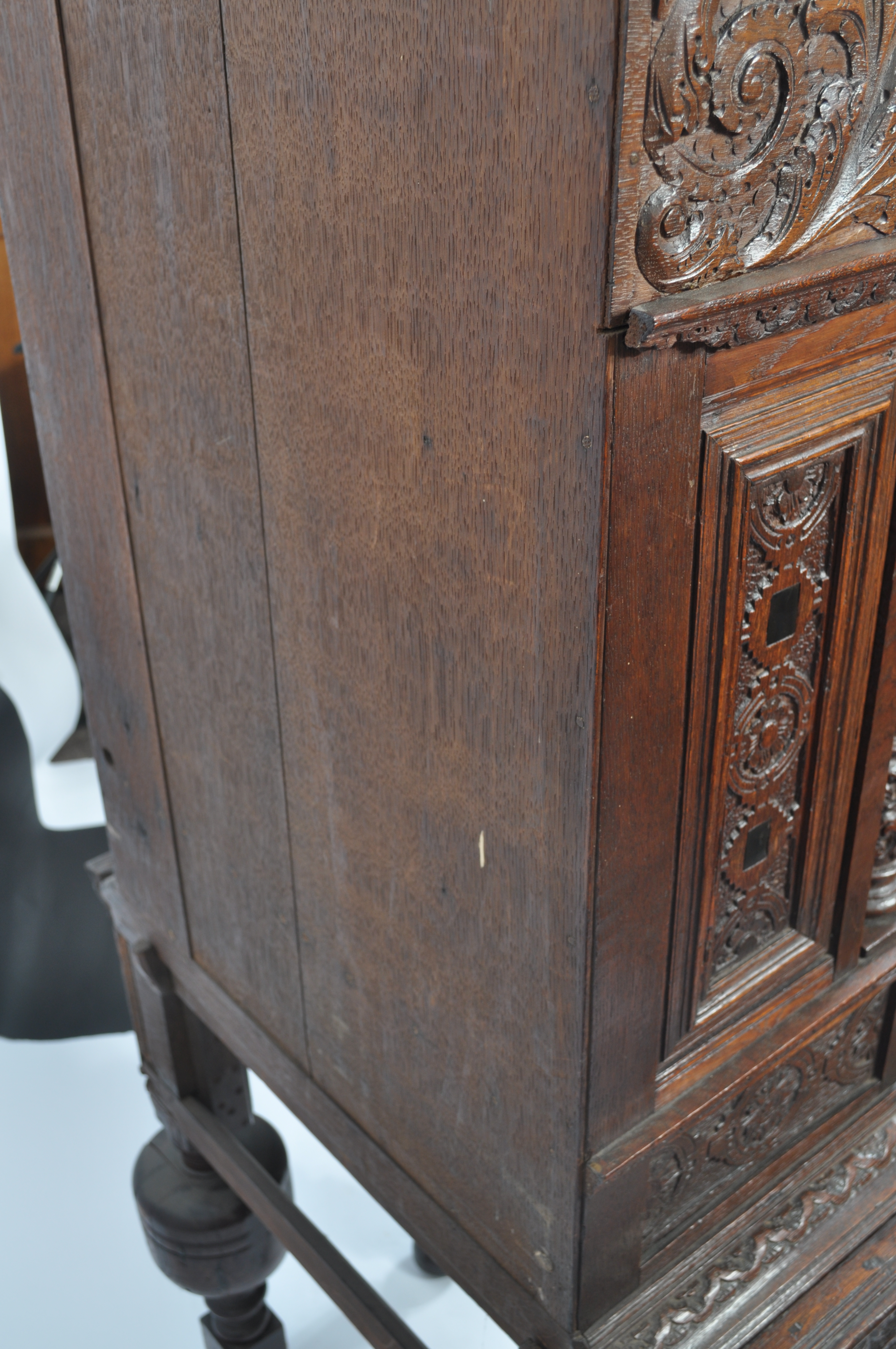 A late 17th / 18th century dutch / Flemish church vestry cabinet on stand. The solid oak carved - Image 13 of 15