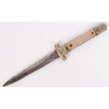 VICTORIAN FIGHTING DAGGER