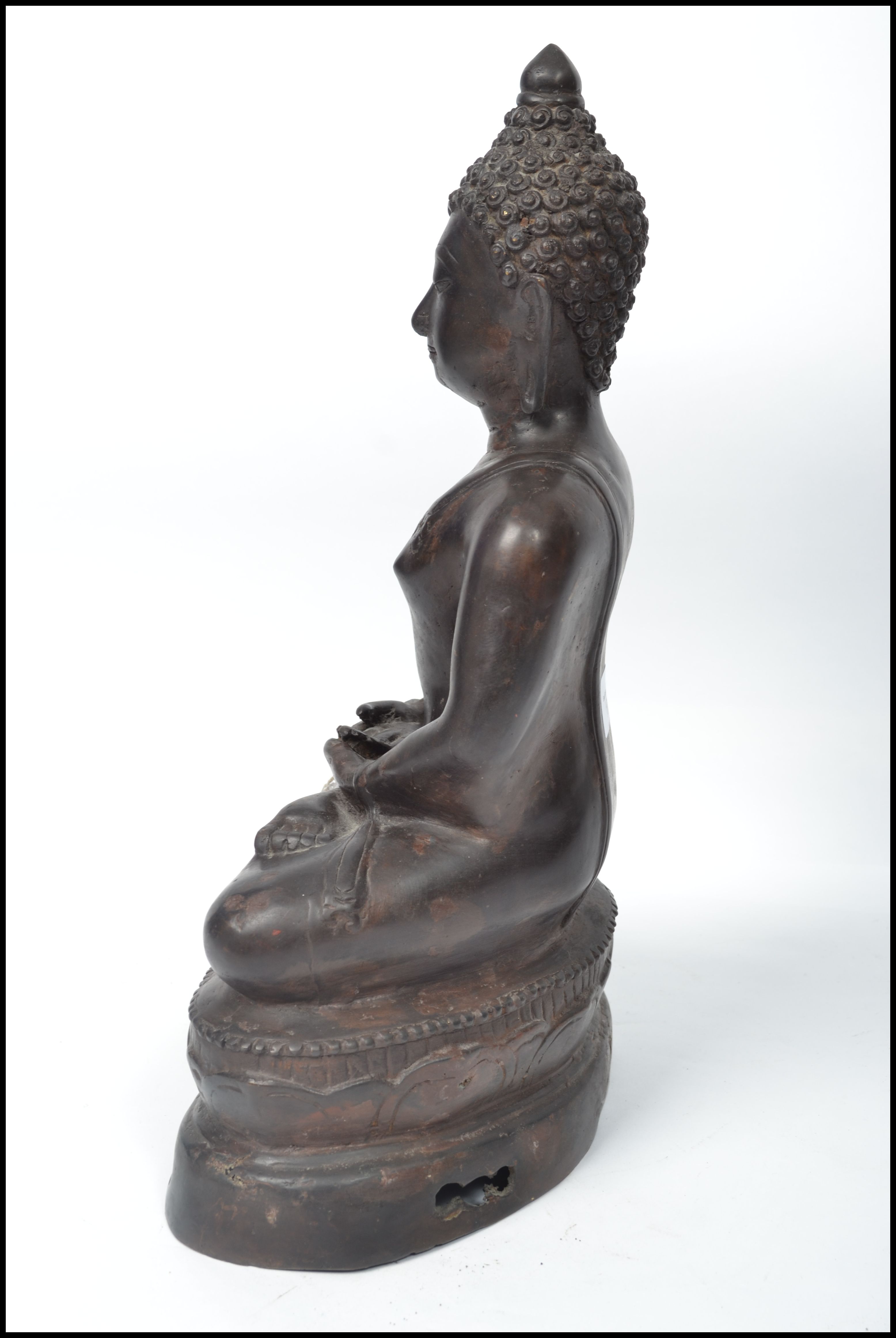 A believed 19th century Chinese bronze hollow cast - Image 12 of 20