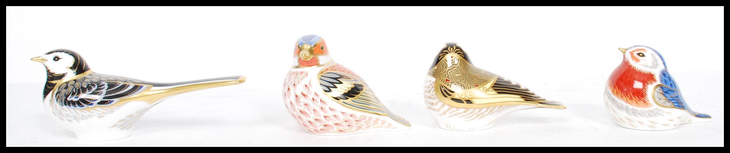 A collection of four Royal Crown Derby paperweights to include Chaffinch, Goldfinch, Anniversary - Image 3 of 10