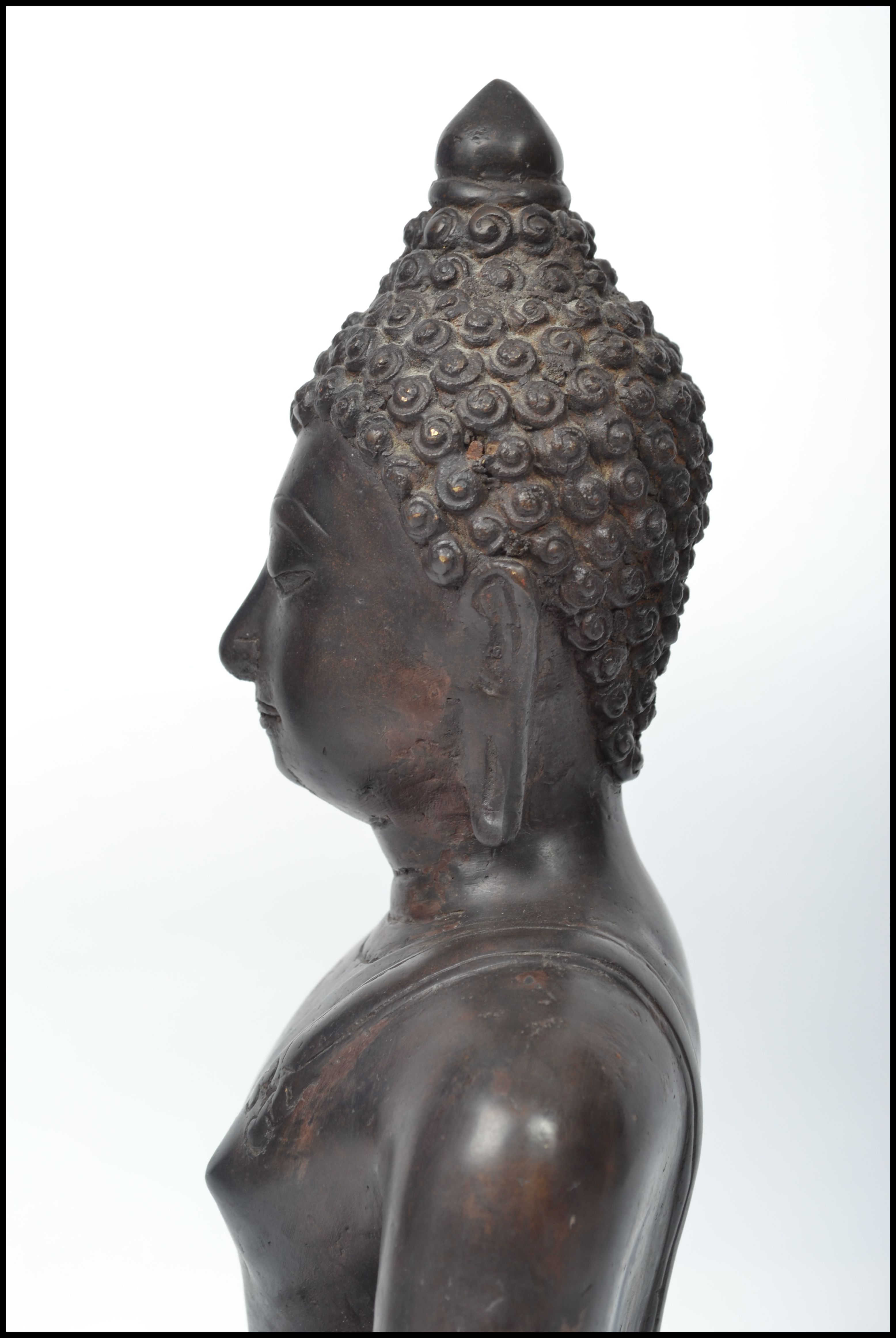 A believed 19th century Chinese bronze hollow cast - Image 14 of 20