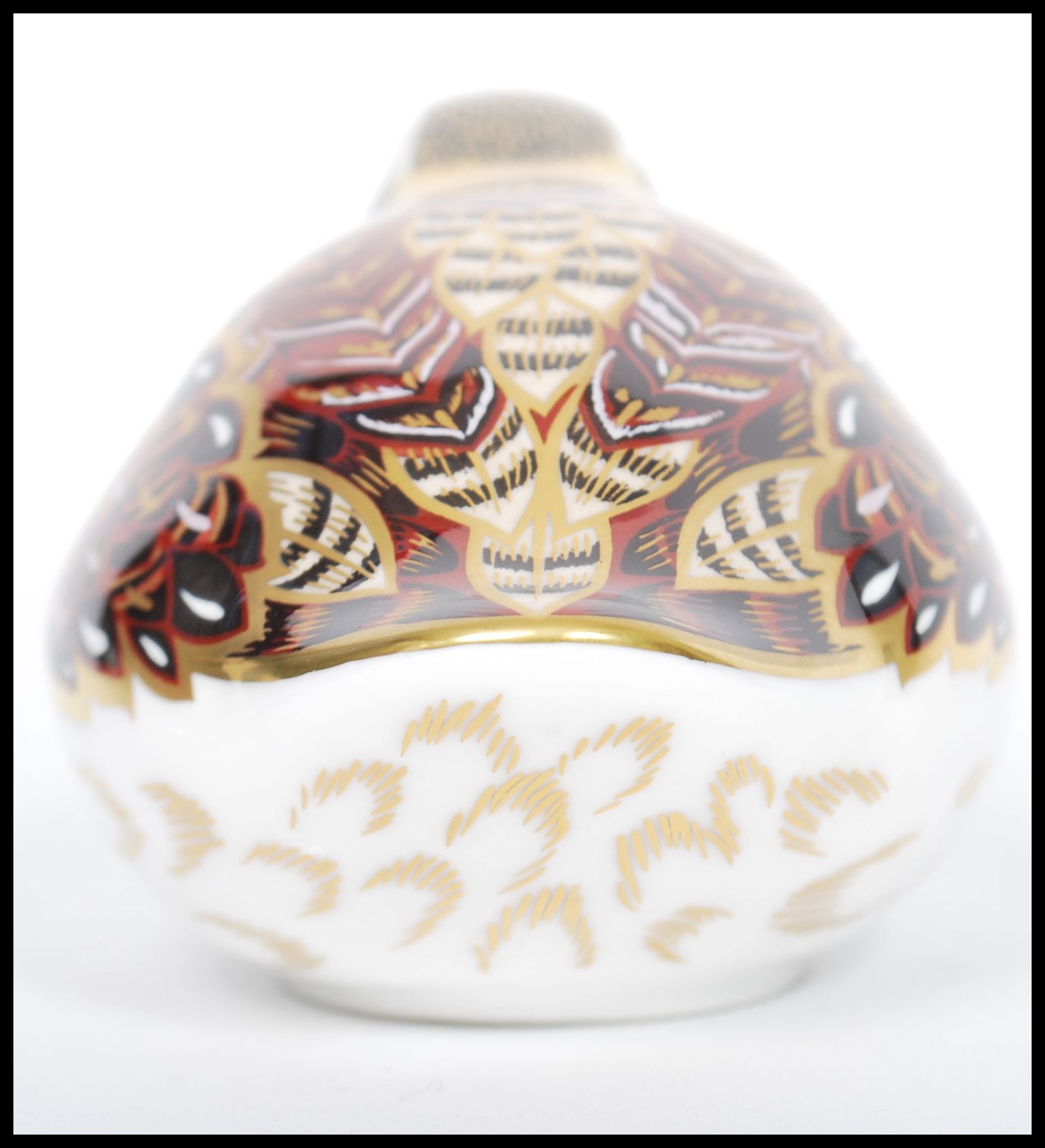 A Royal Crown Derby Grouse paperweight, with red stamp to underside, gold stopper, 6.5cm high - Image 3 of 6