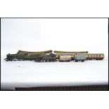 A group of vintage model railway OO gauge train set items to include Hornby Dublo three rail train