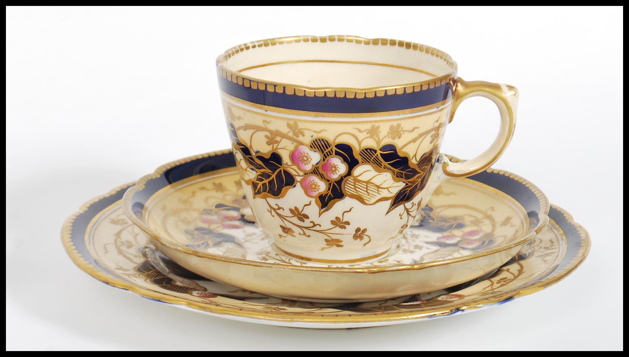 A 19th century Victorian Worcester cup saucer, lidded sugar bowl and creamer milk jug in a - Image 3 of 7