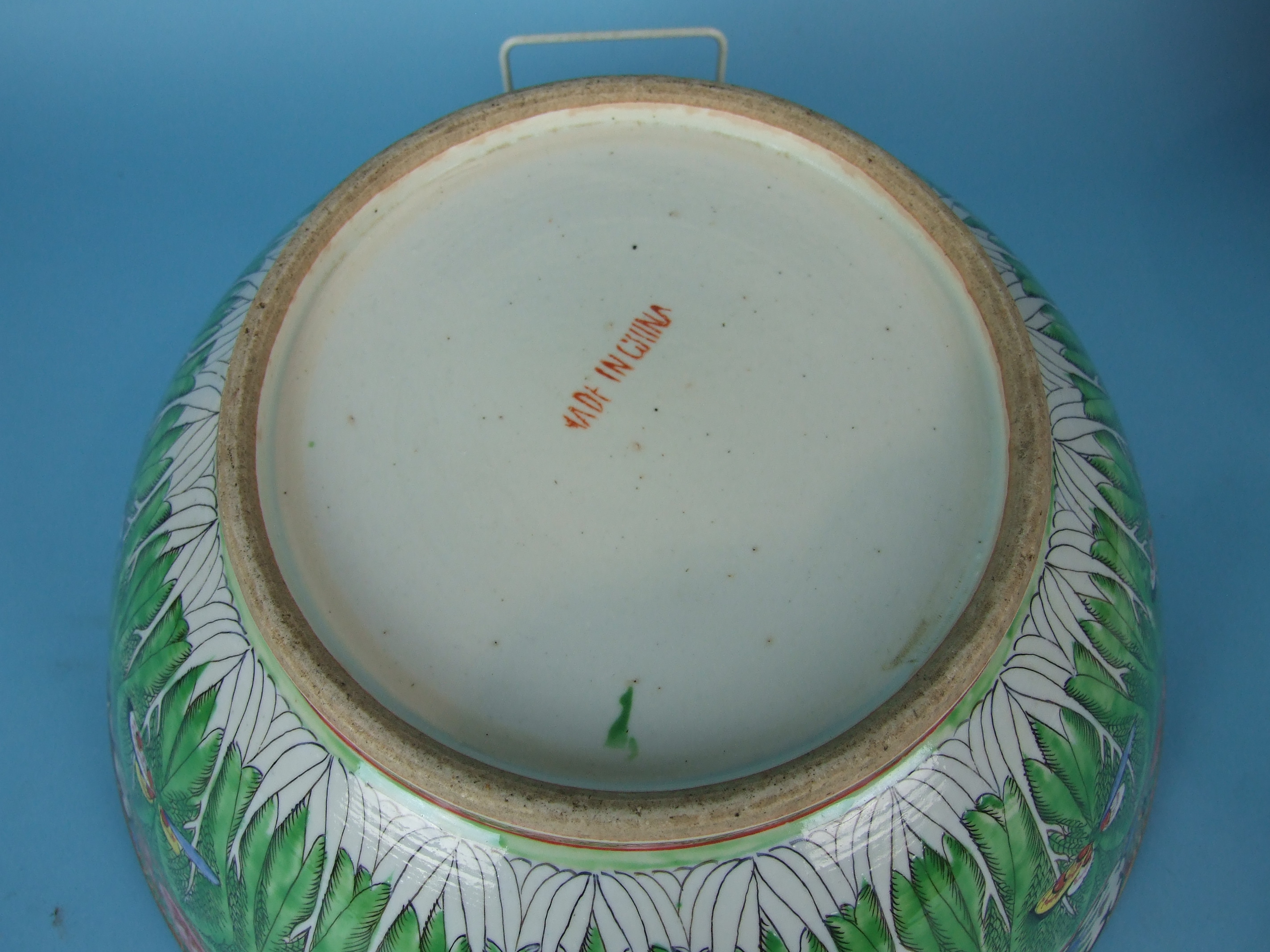 A large early-20th century Chinese Canton-style 'cabbage leaf' punch bowl decorated in coloured - Image 3 of 3