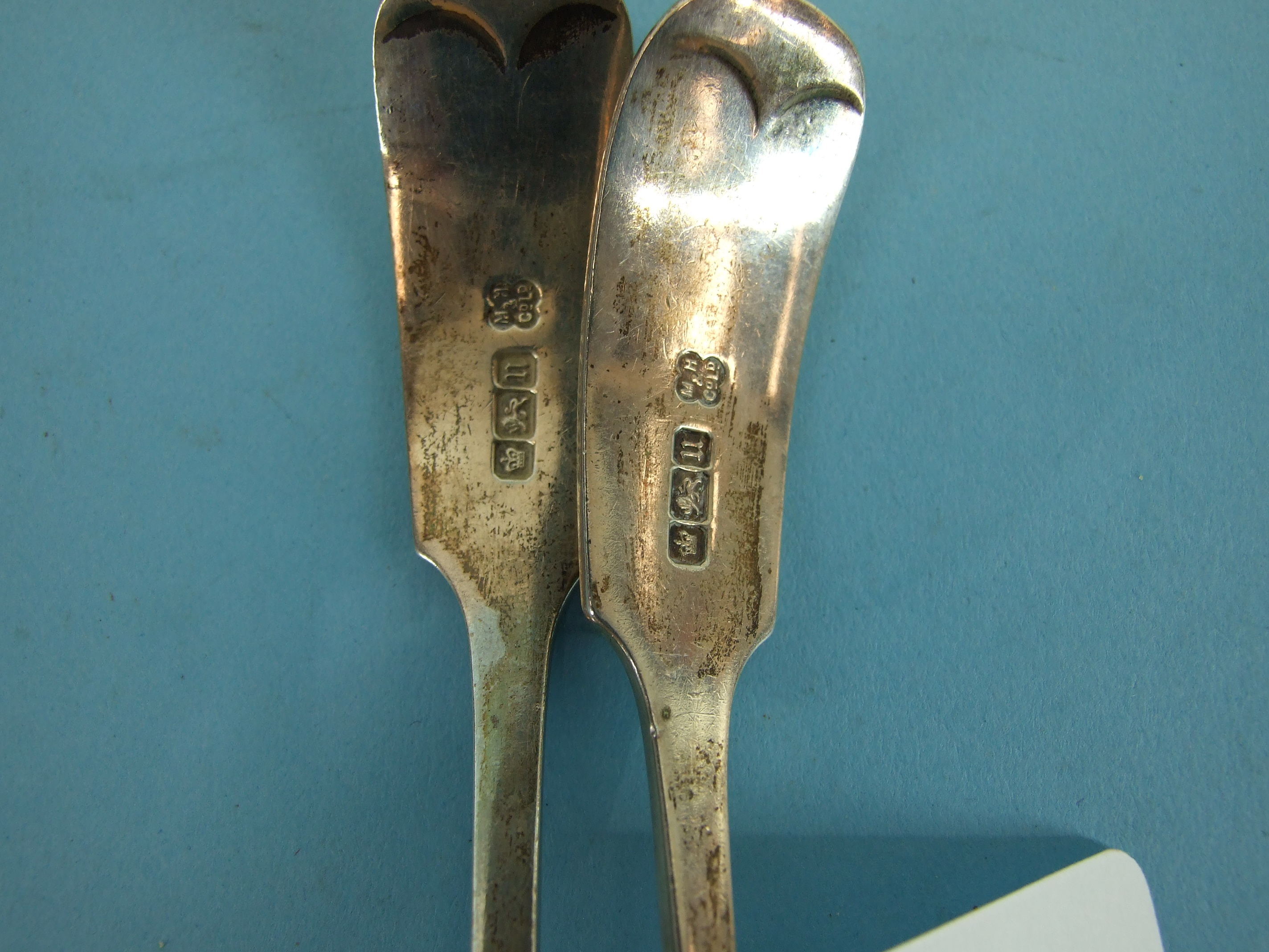 A pair of silver fiddle pattern ladles, Sheffield 1912, ___4½oz. - Image 2 of 2