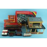 Hornby, an R415 Operating Ore Wagon Set, (a/f), R126 Car Transporter, R722 'Kit Kat' closed van, all