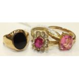 Two 9ct gold gem-set rings and a small 9ct gold onyx-set signet ring, total weight 6.5g, (3).
