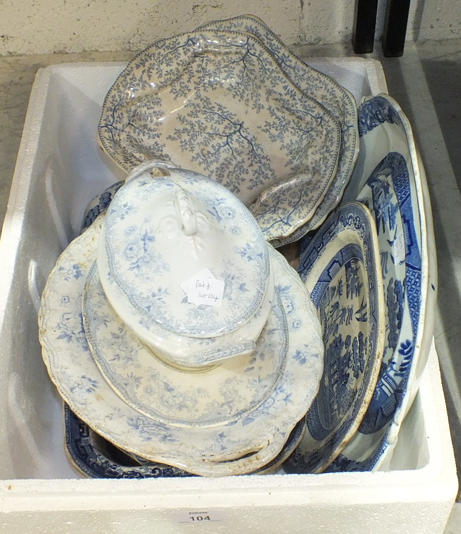 A blue and white willow pattern soup tureen and cover, 28cm wide, 20cm high and other blue and white - Image 2 of 2