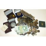 A collection of mainly British coinage, including a small quantity of pre-1947 silver.