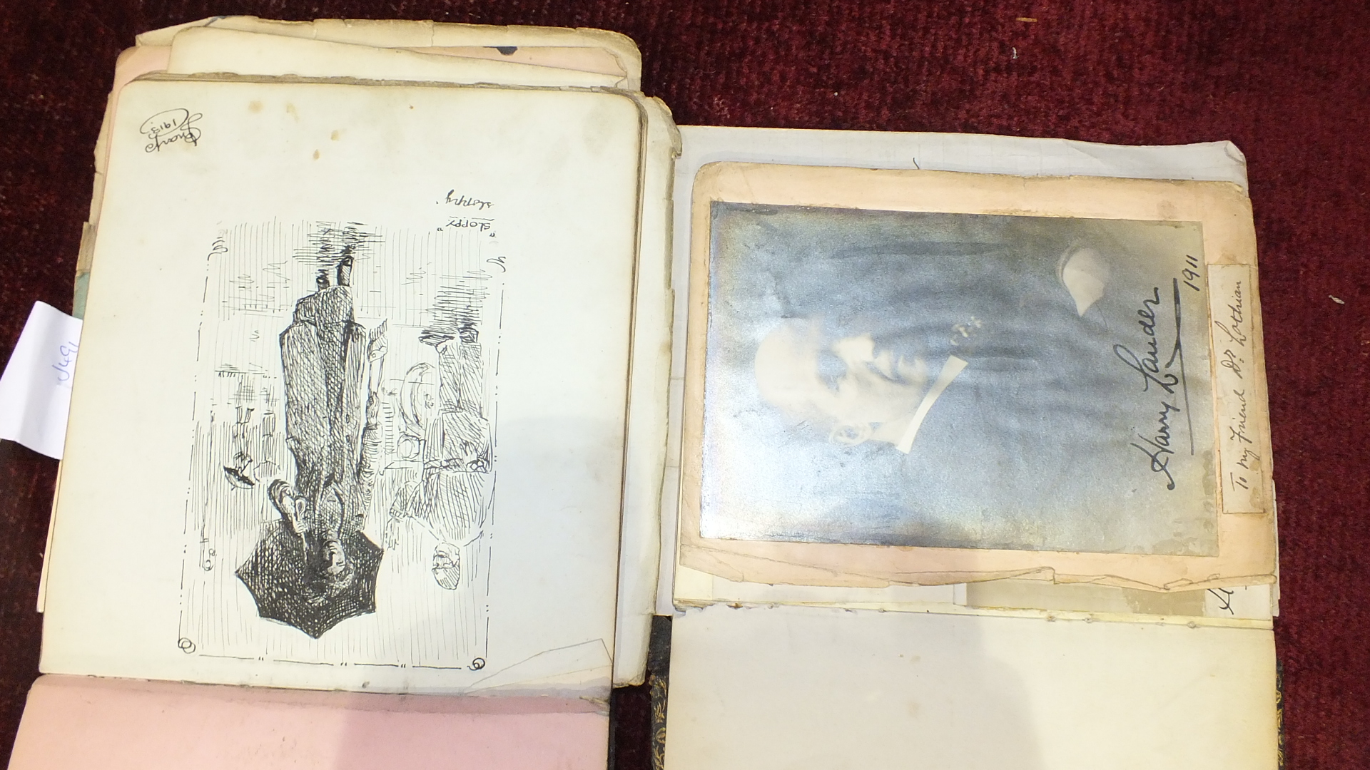 Two Edwardian autograph books containing photographs of music hall entertainers, some signed, - Bild 2 aus 6