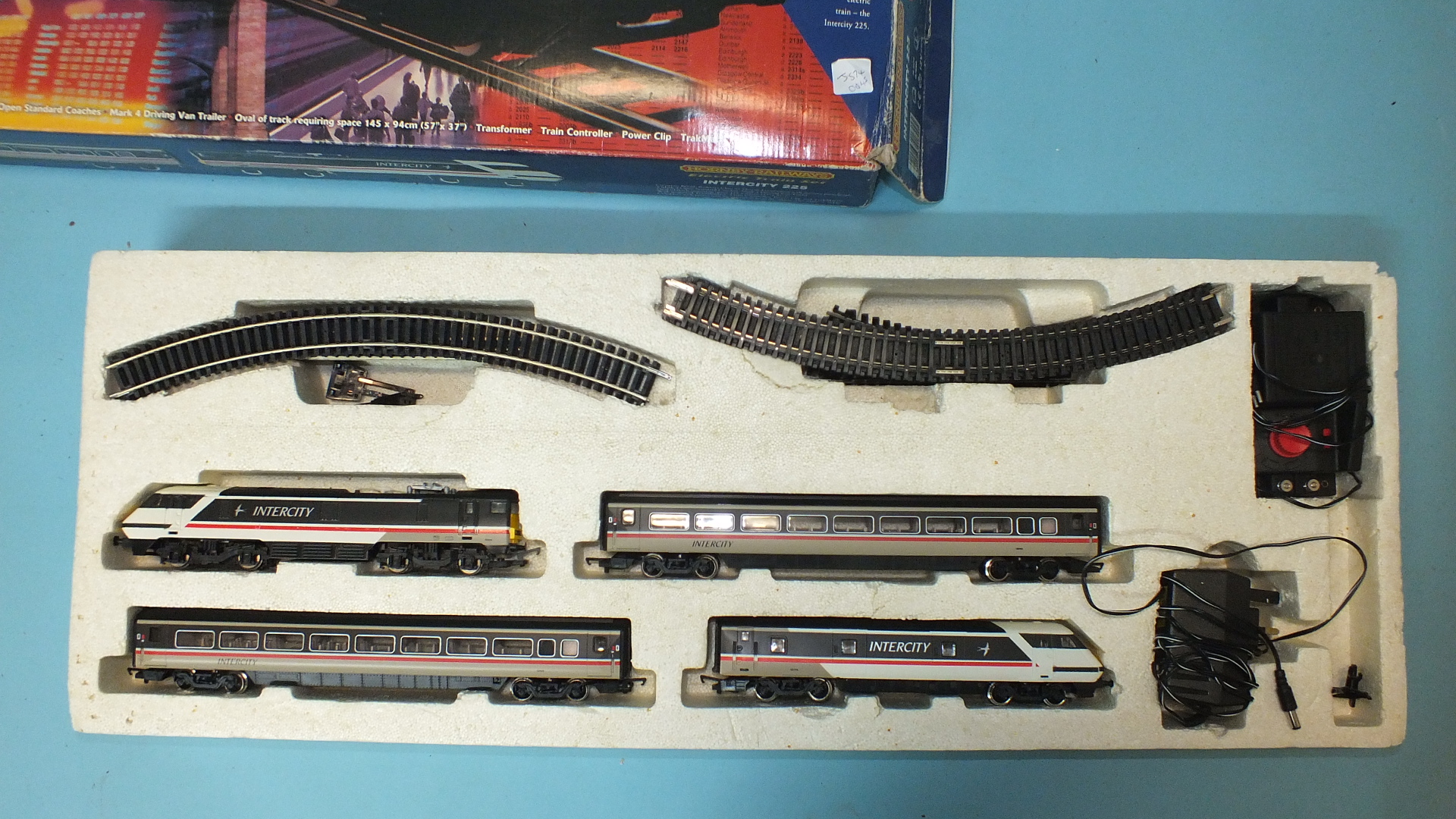 Hornby OO gauge, R824 Intercity 225 train set with class 91 Bo-Bo electric locomotive, boxed.