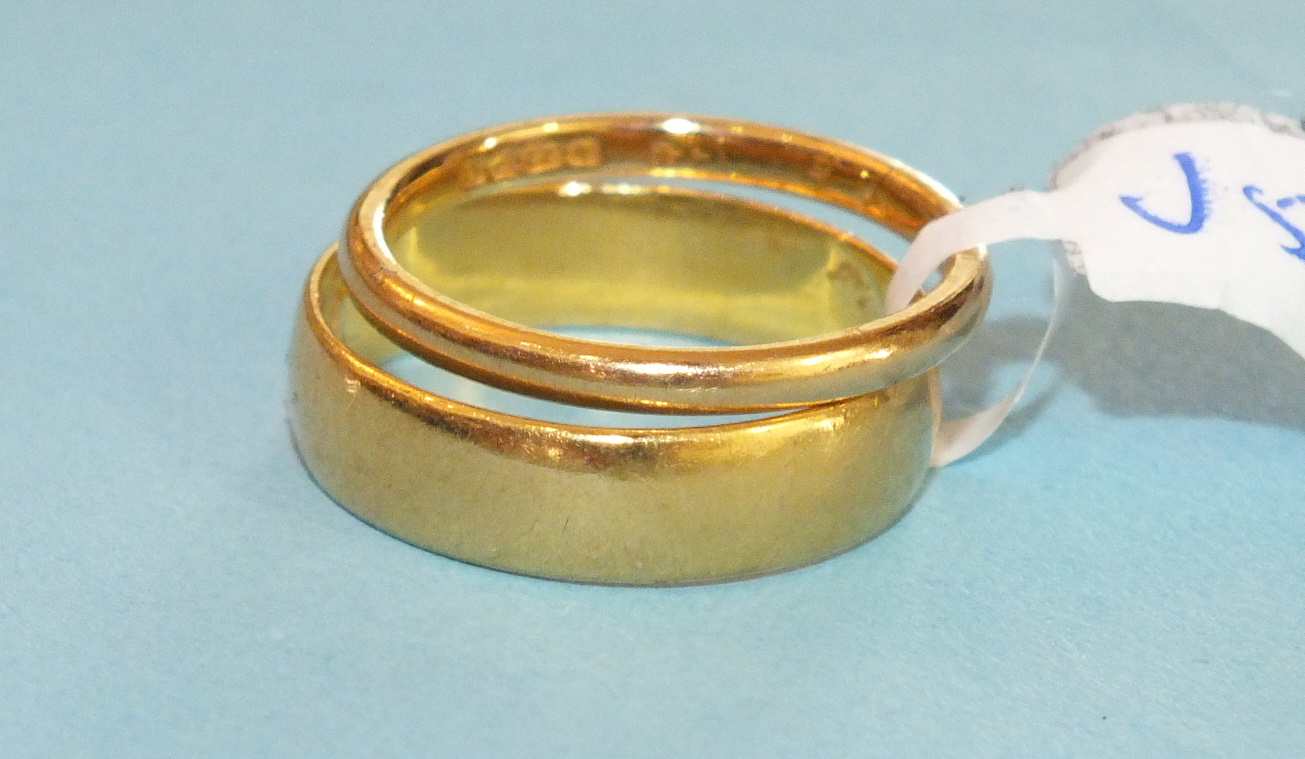 Two 22ct gold wedding bands, sizes M and P 1/2, 6.6g.