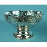 A silver rose bowl with pierced floral border and wavy rim, Birmingham 1928, 20cm diameter, 13cm