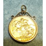 An 1889 sovereign in pendant mount, total weight 8.9g