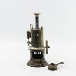 BING/ FRANKREICH(?) Dampfmaschine, ca. 1920/30er Jahre, Blech u.a. Stehender Kessel, Schlot,