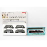 MÄRKLIN Wagenset 4392 "40 Jahre Baden-Württemberg" und Tenderlok 3098, Spur H0, vier Einheits-