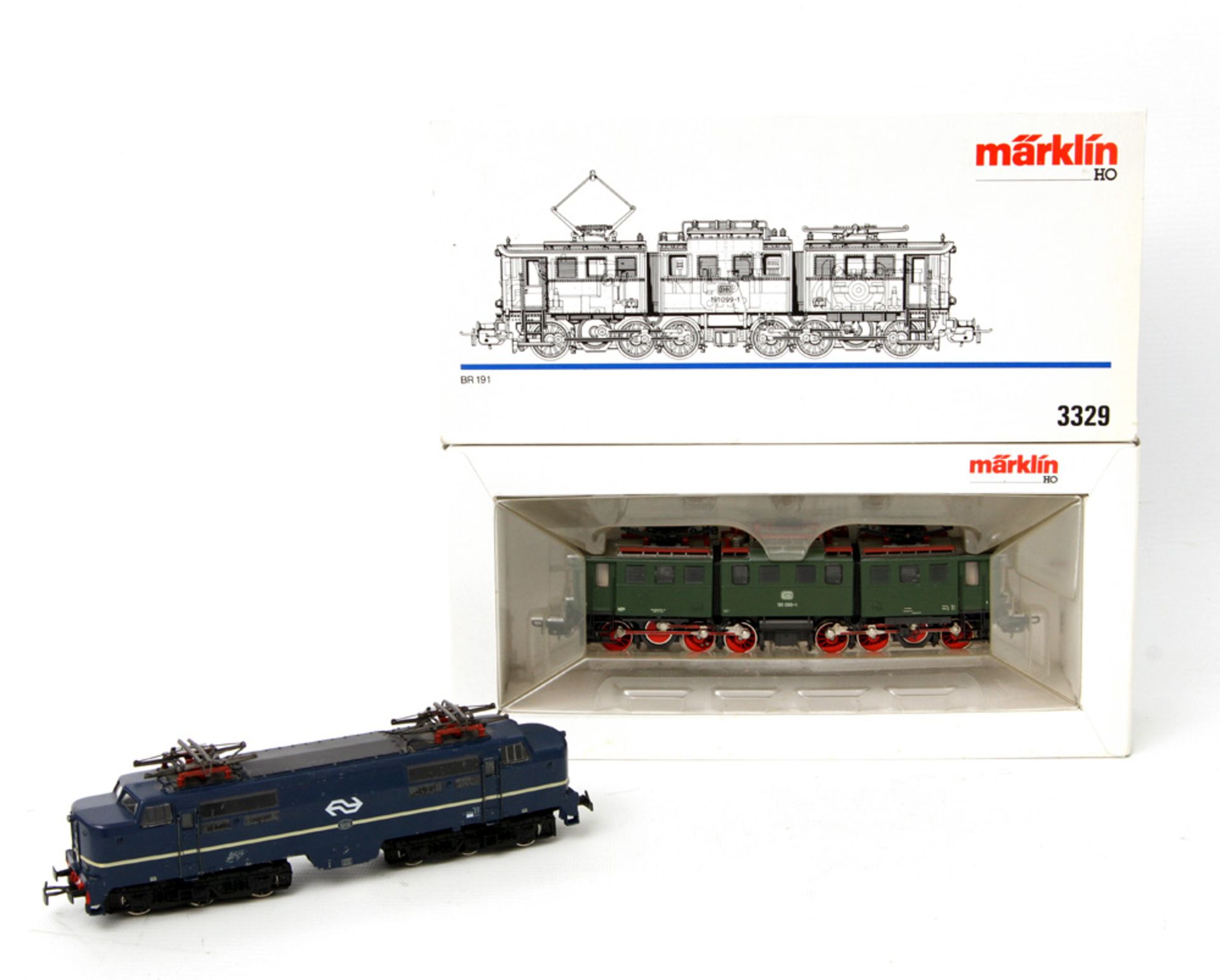 MÄRKLIN 3-teilige Gelenklok 3329 und E-Lok 3161, Spur H0, BR 191 der DB, BN 191 099-1 und BN 1202