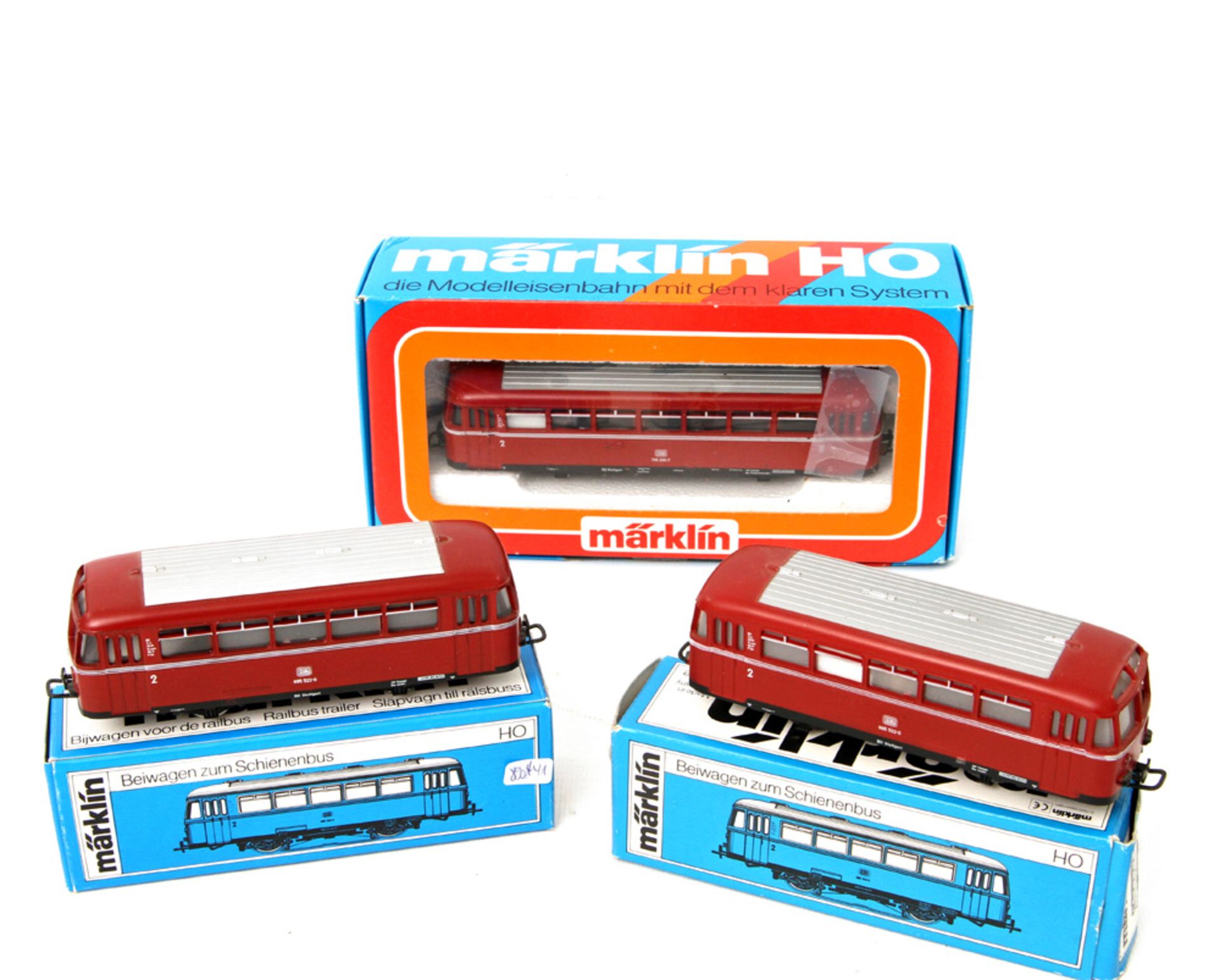 MÄRKLIN Schienenbus 3016 mit zwei Beiwagen 4019, Spur H0, BR 795 der DB, BN 795 299-7. In