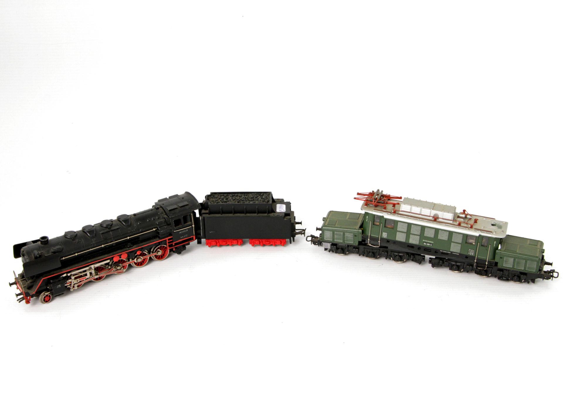 MÄRKLIN Deutsches Krokodil 3022 und Schlepptenderlok 3047, Spur H0, E-Lok Krokodil BN 194 091-5,