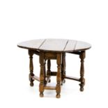 BEISTELLTISCH England, um 1900, sog."Gateleg-Table", Eiche, rechteckige Verstrebung, gedrehte