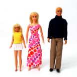 MATTEL Drei Barbiepuppen, 2.H. 20.Jh., bestehend aus 1x Living Barbie, 1971: Blonde Haare, blaue