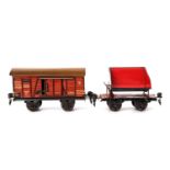 MÄRKLIN gedeckter Güterwagen 1781 und Kipplore 1972, Spur 0, Blech, 4-achsig, 1781: rotbraun, der