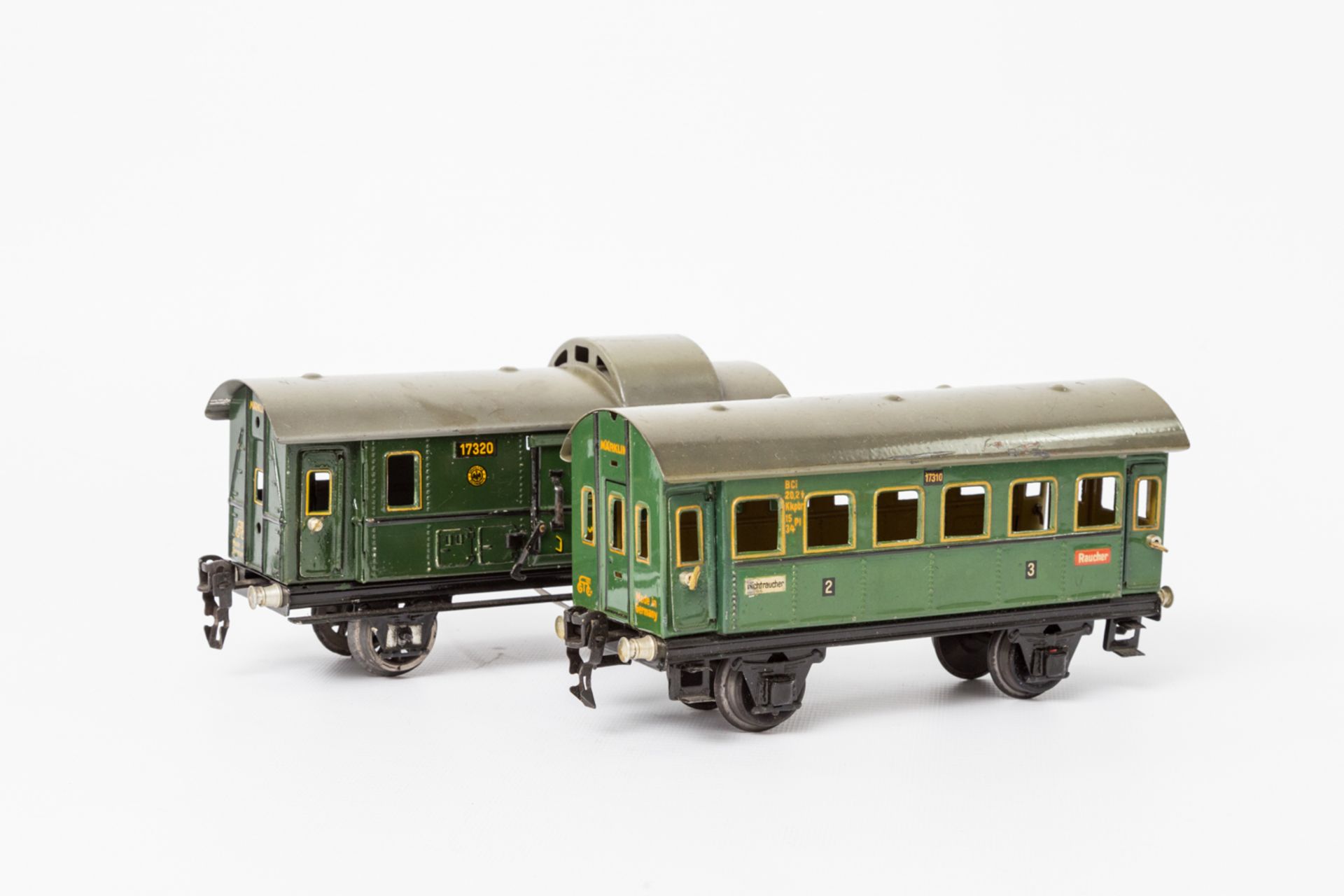 MÄRKLIN Personen- und Gepäckwagen 1731/1732, Spur 0, 1930er Jahre, Blech, bestehend aus