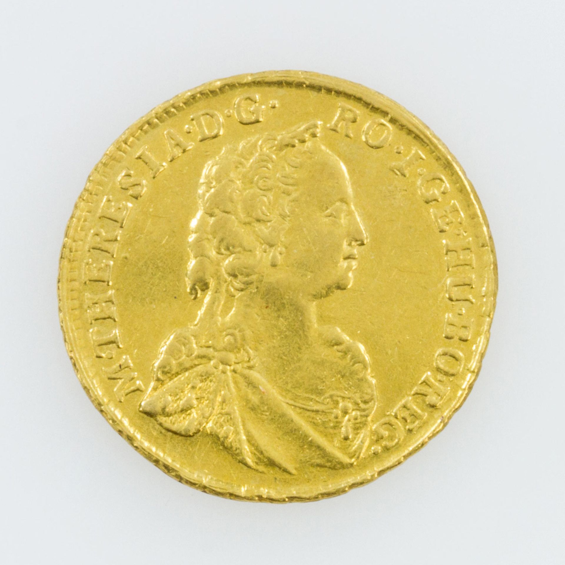 Römisch-Deutsches Reich / GOLD - 1 Dukat 1748, Maria Theresia 1740-1780, 3,46 g rau, ss+, mit