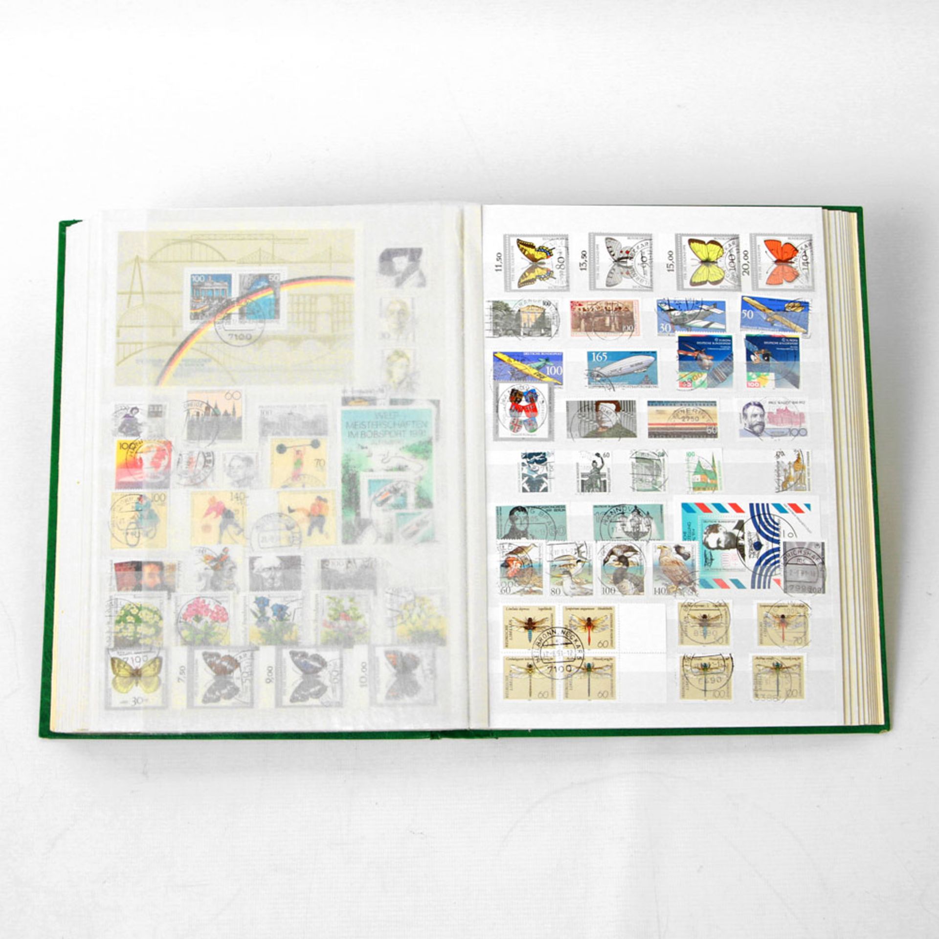 Briefmarken - Bund. Gestempelte Sammlung im Steckbuch ab Michel Nummer 111 bis Jahrgang 1999.