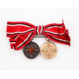 Preussen - Rote Kreuz-Medaille. Medaille 2. Klasse, Silber, tlw. emailliert, zusammen mit Medaille